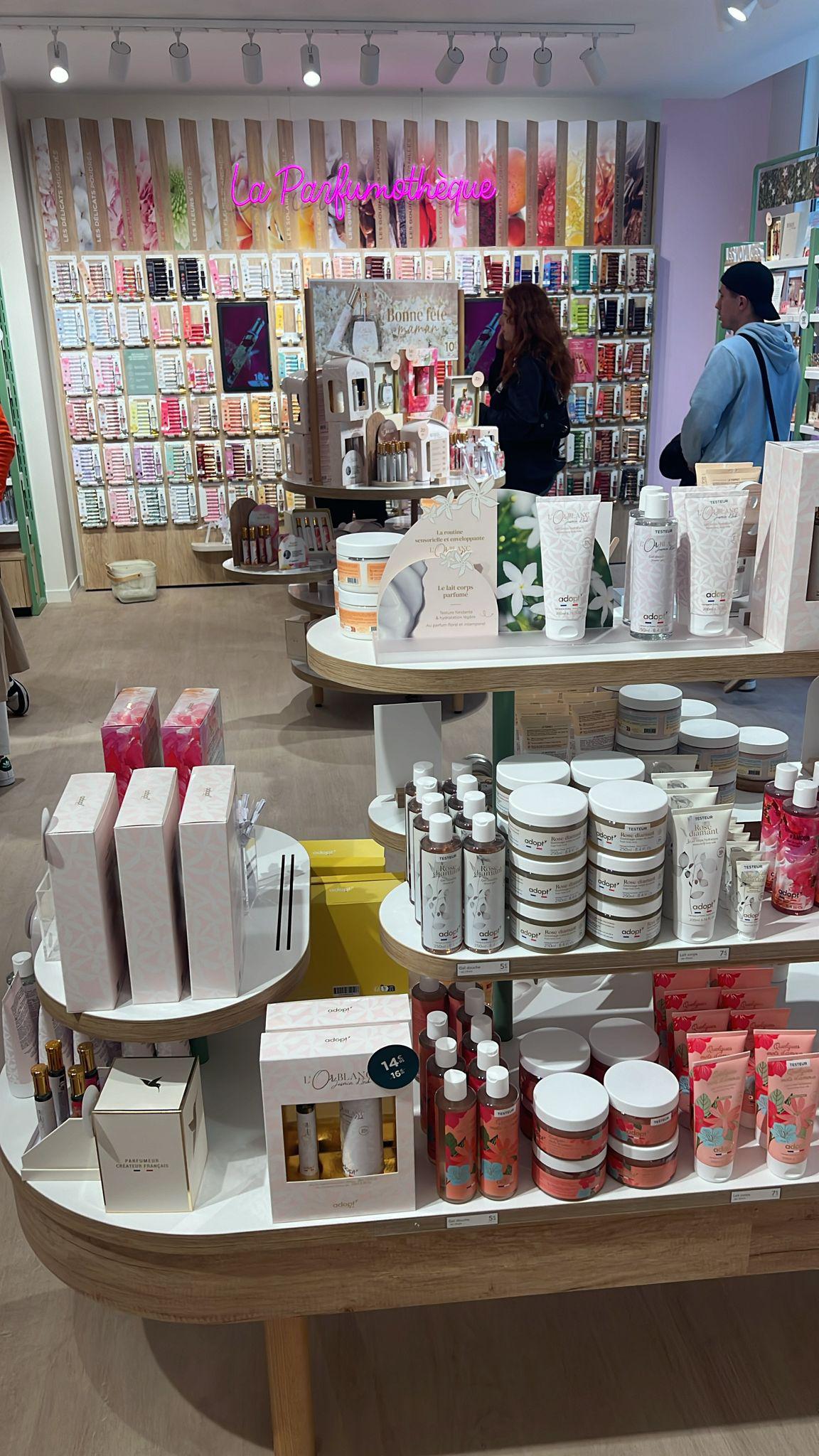 Foto 8 di Adopt Parfums