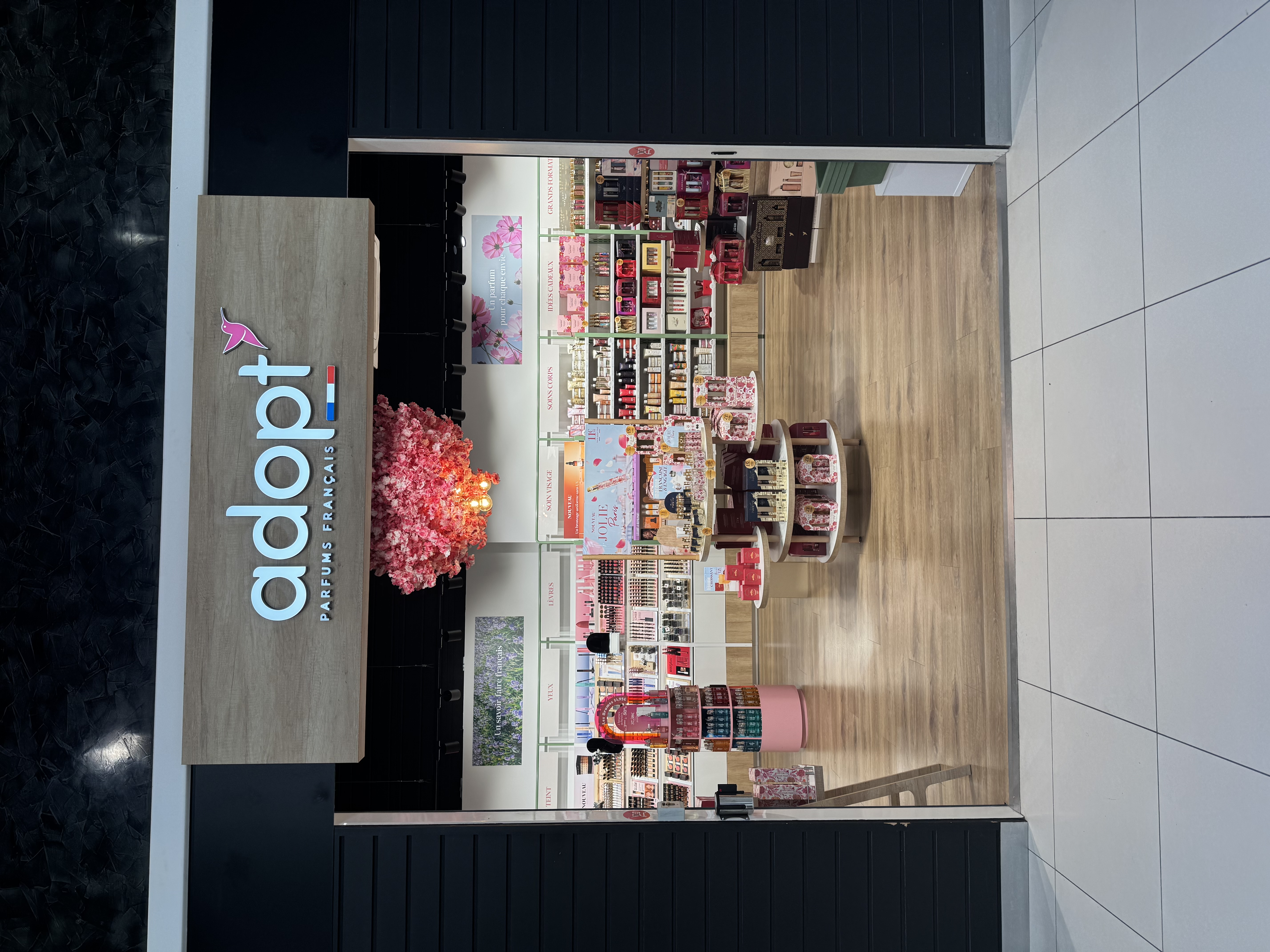 Foto 1 di Adopt Parfums