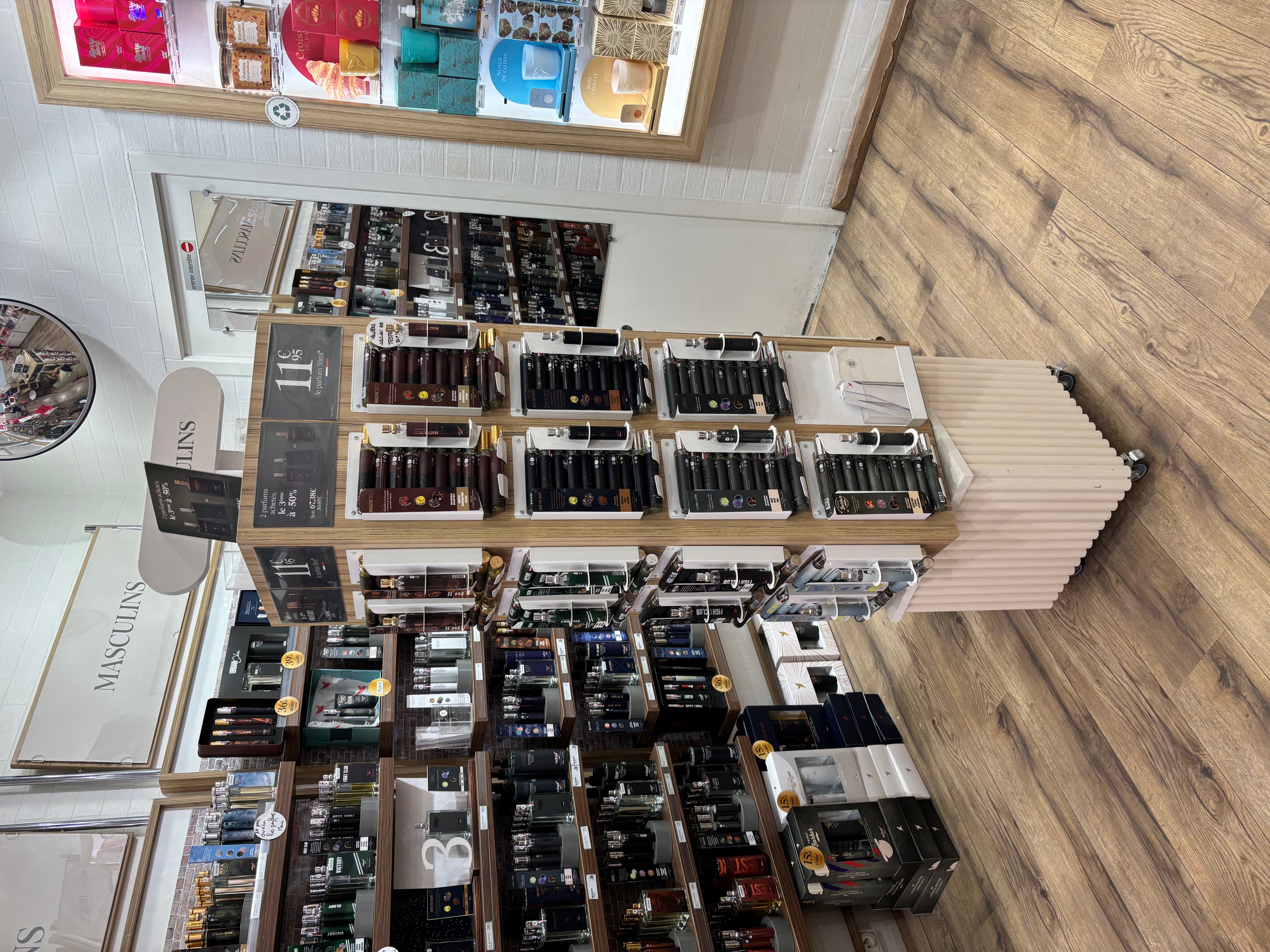 Foto 7 di Adopt Parfums
