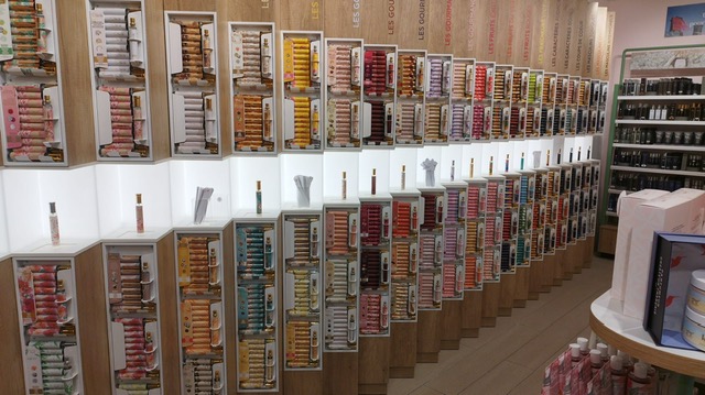 Foto 3 di Adopt Parfums