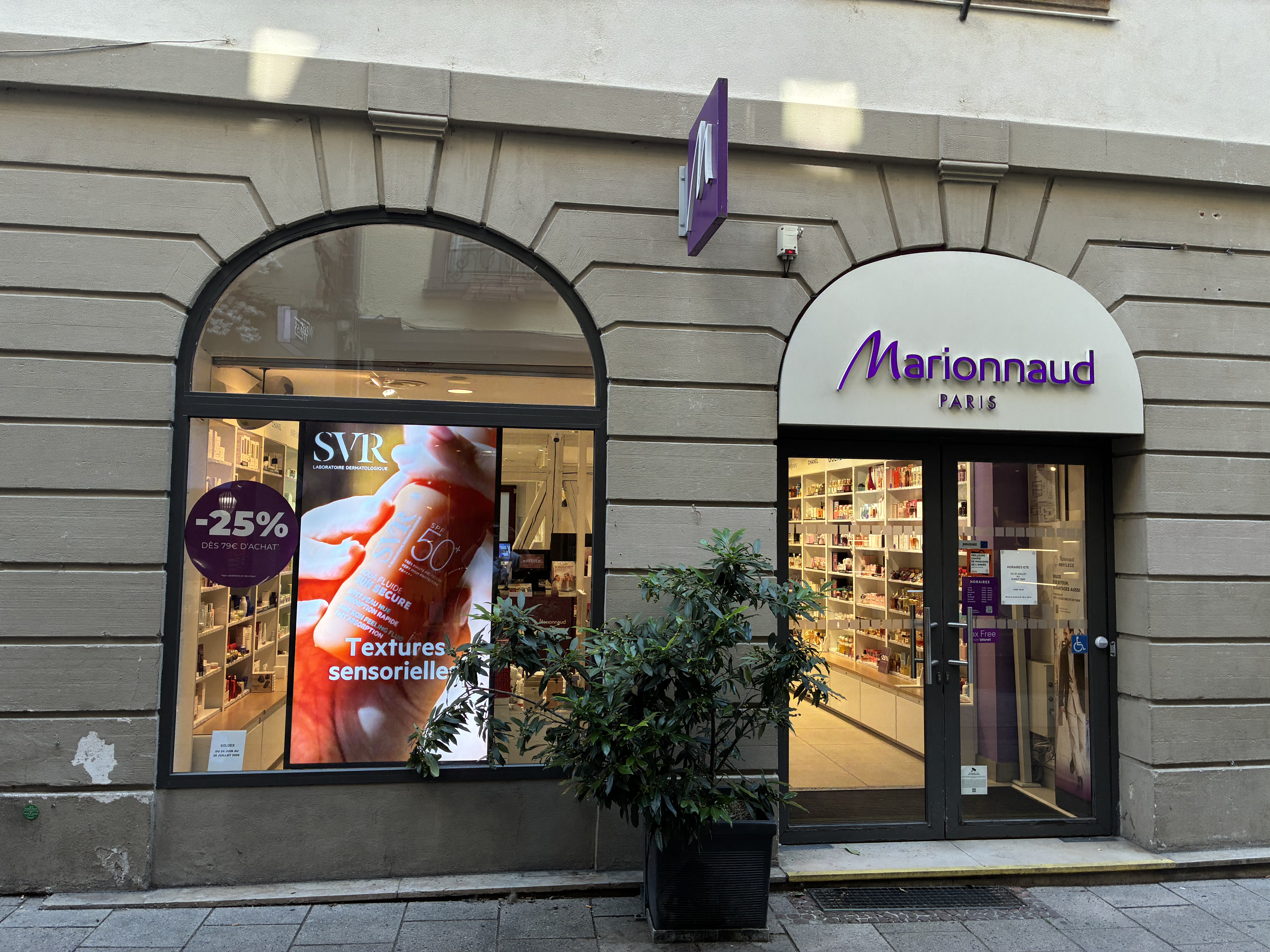 Foto 1 di Marionnaud-Parfumerie