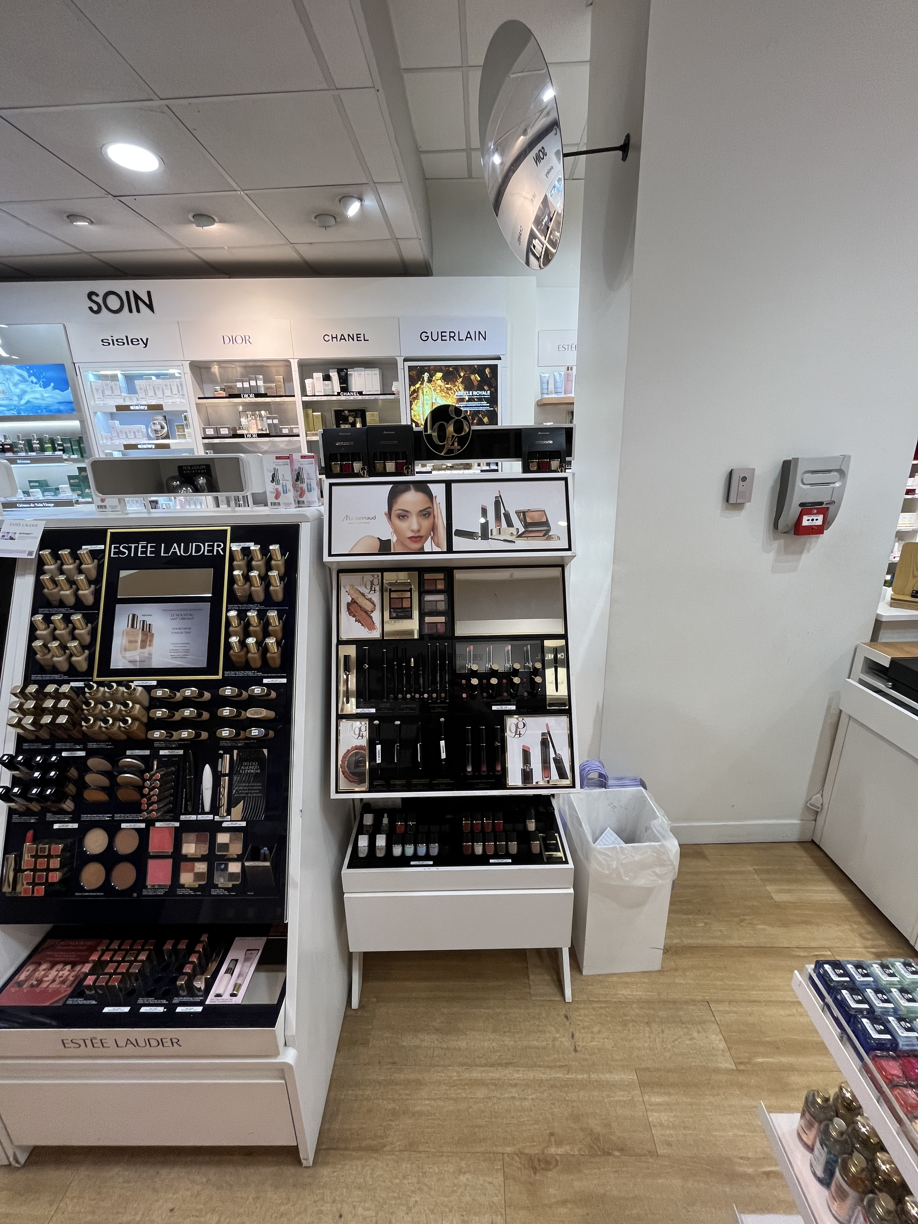 Foto 9 di Marionnaud - Parfumerie & Institut