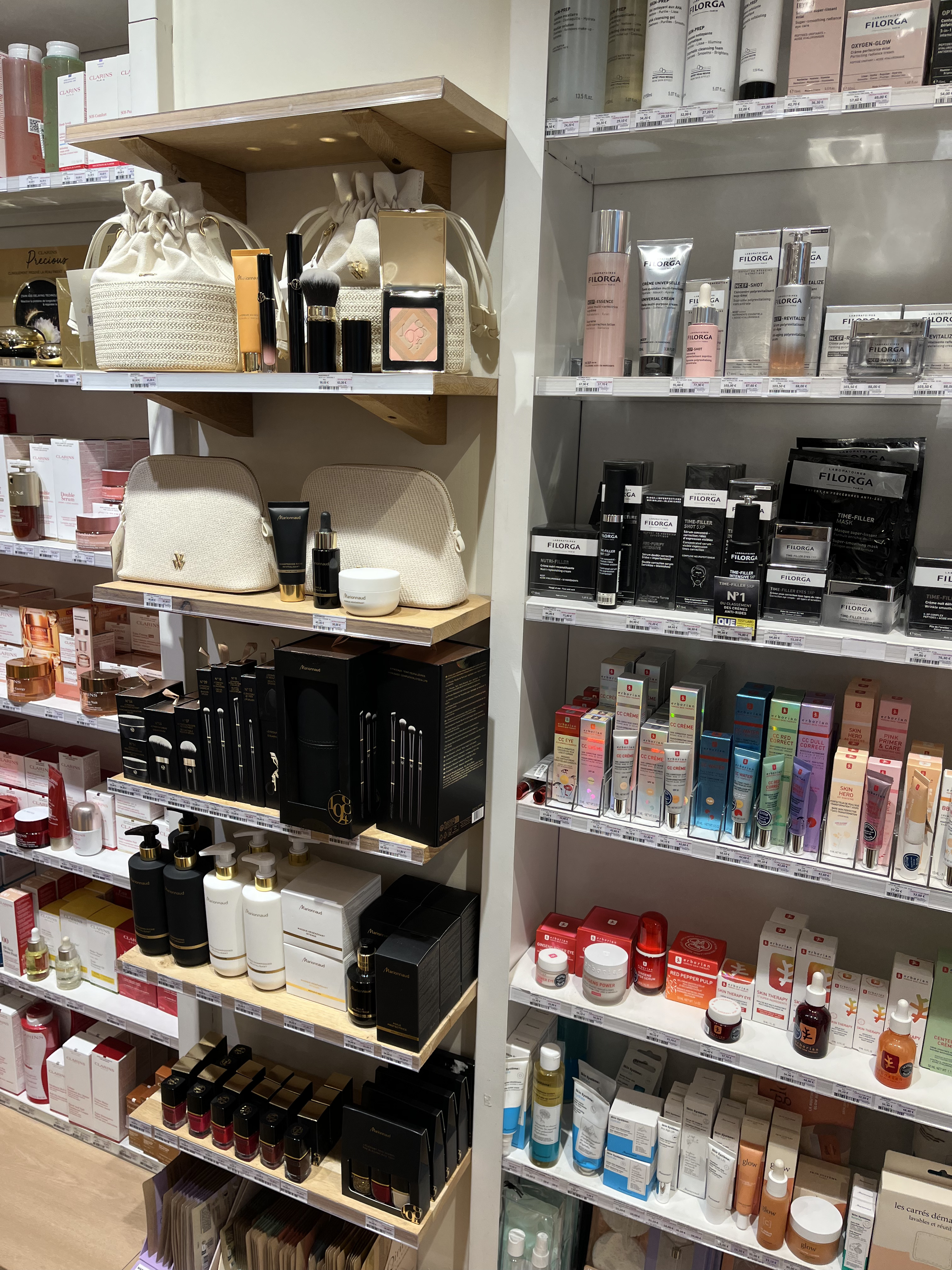Photo 2 of Marionnaud-Parfumerie