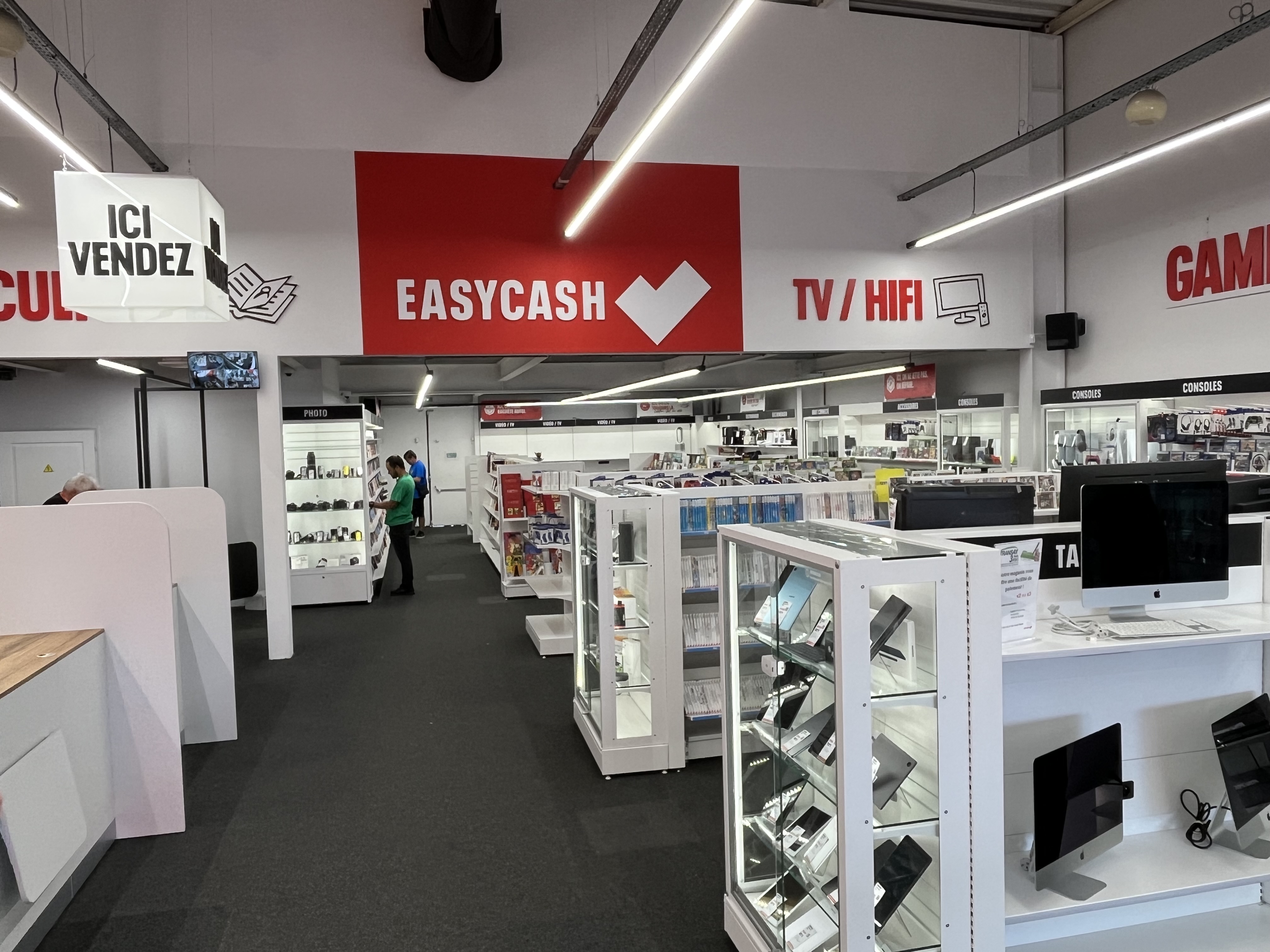Foto 8 di Easy Cash Agde