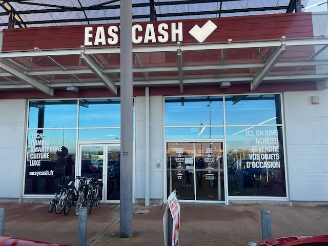 Foto 1 di Easy Cash Epinal
