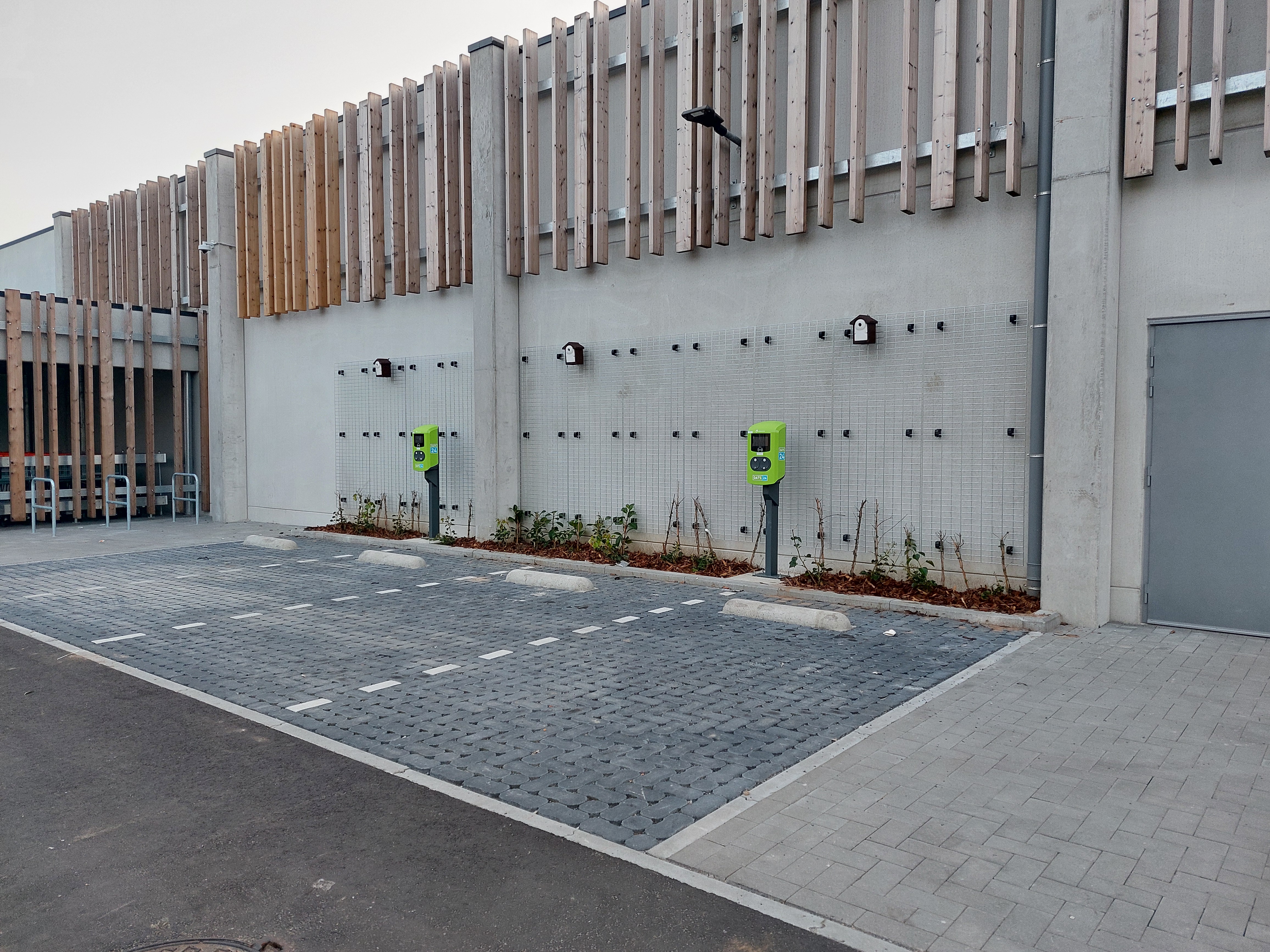 Foto 2 di DATS 24 EV Charging point