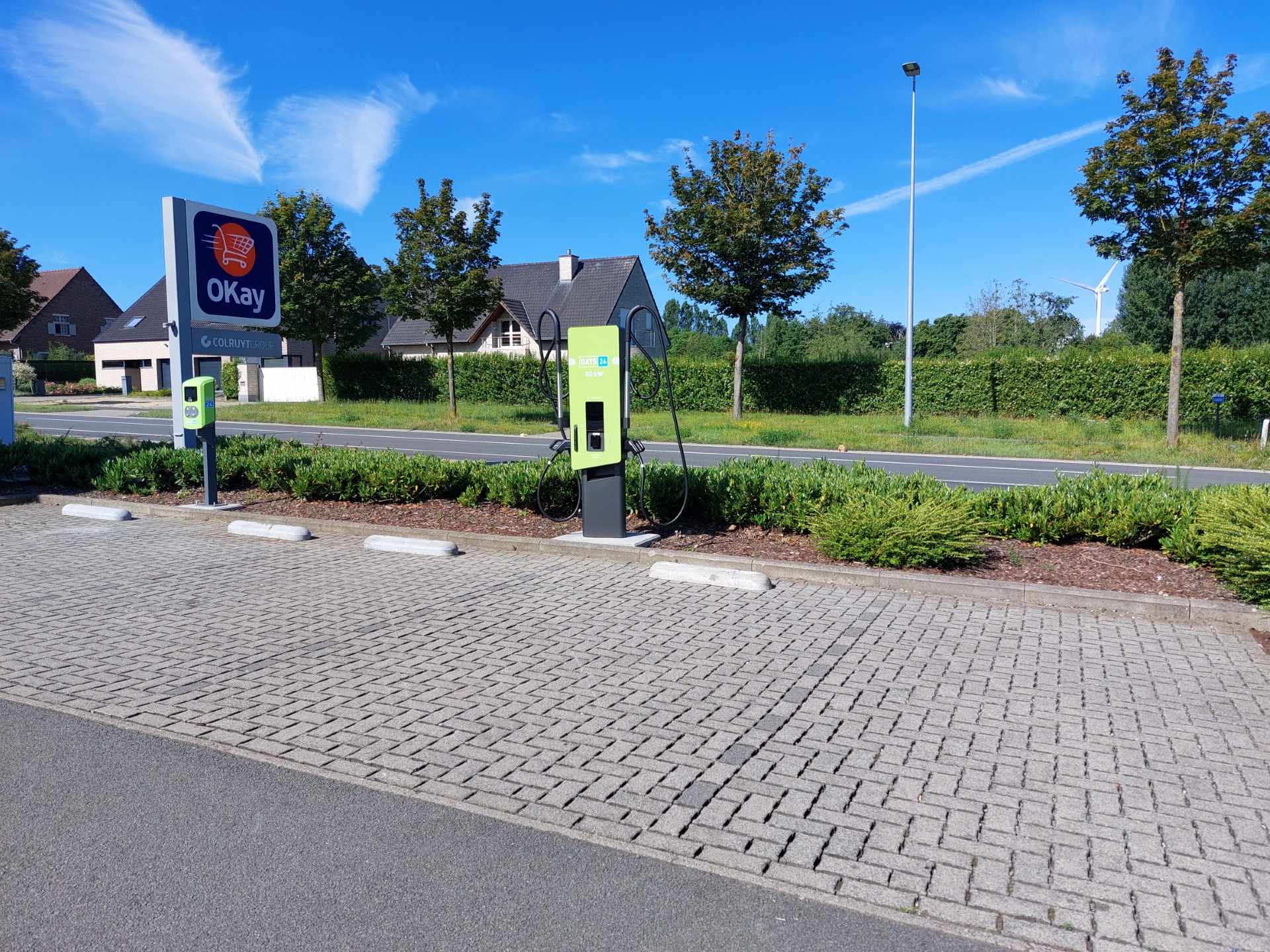 Foto 1 di DATS 24 EV Charging Station
