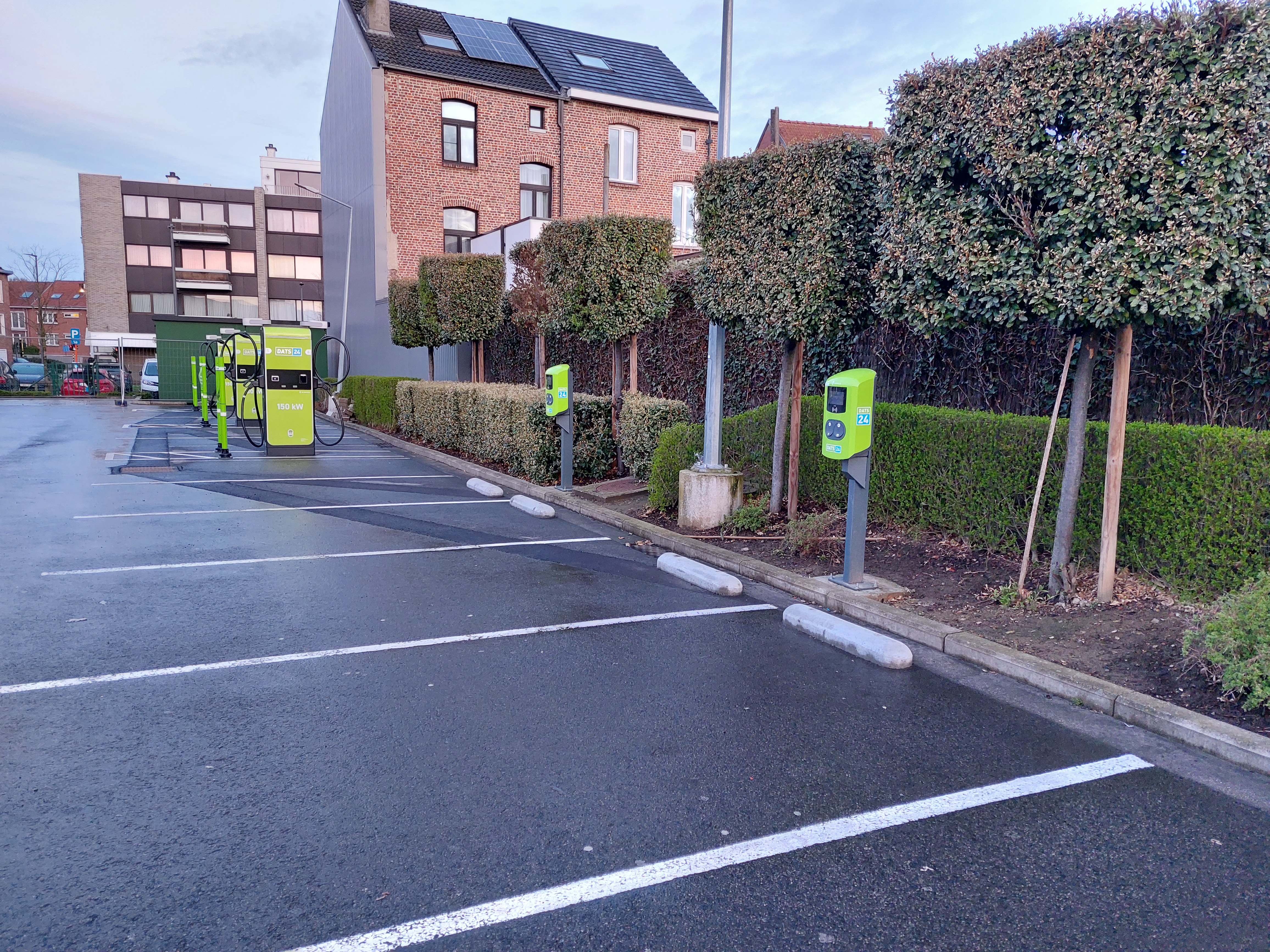 Foto 1 di DATS 24 EV Charging point
