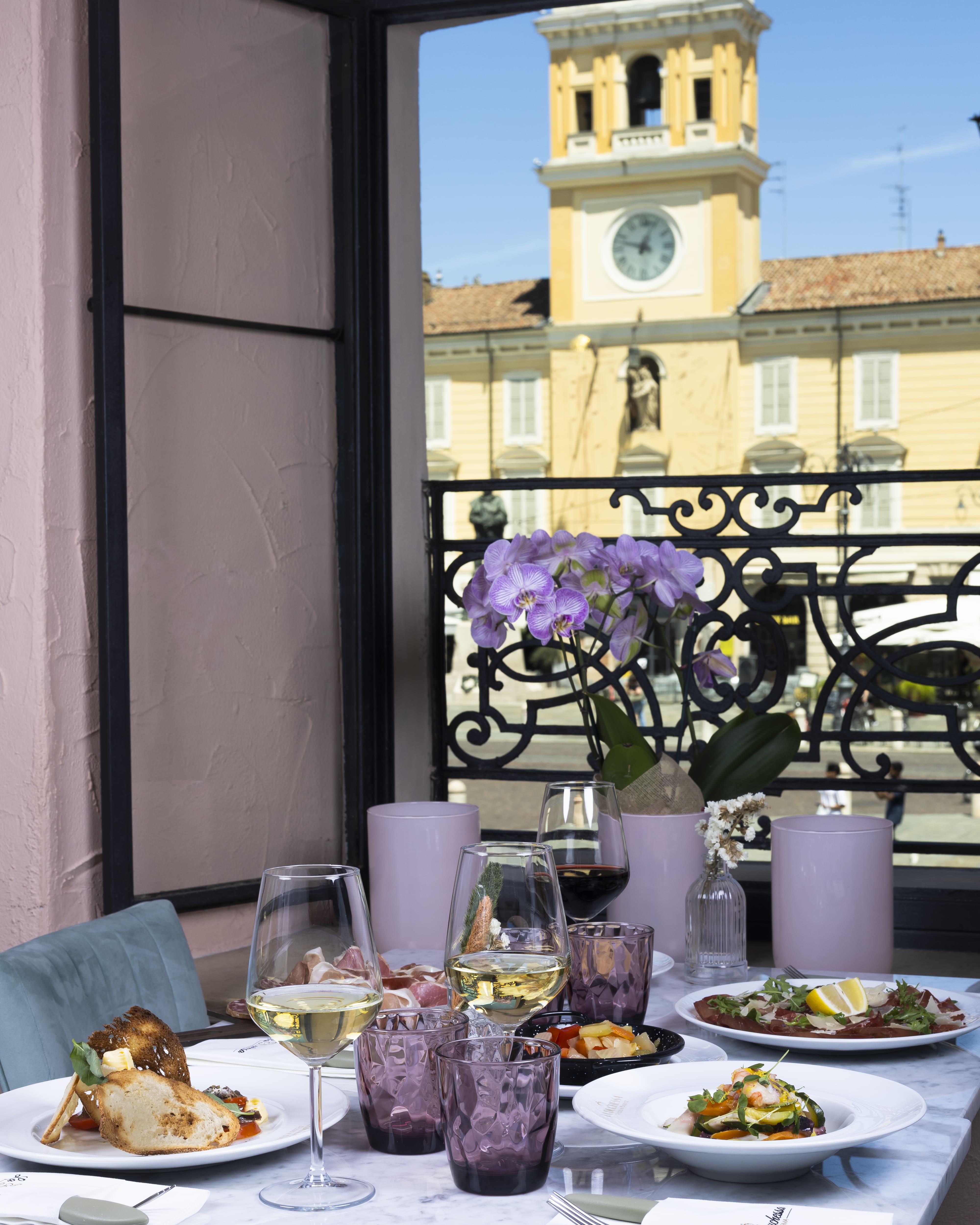LA DUCHESSA Pizza & Bistrot