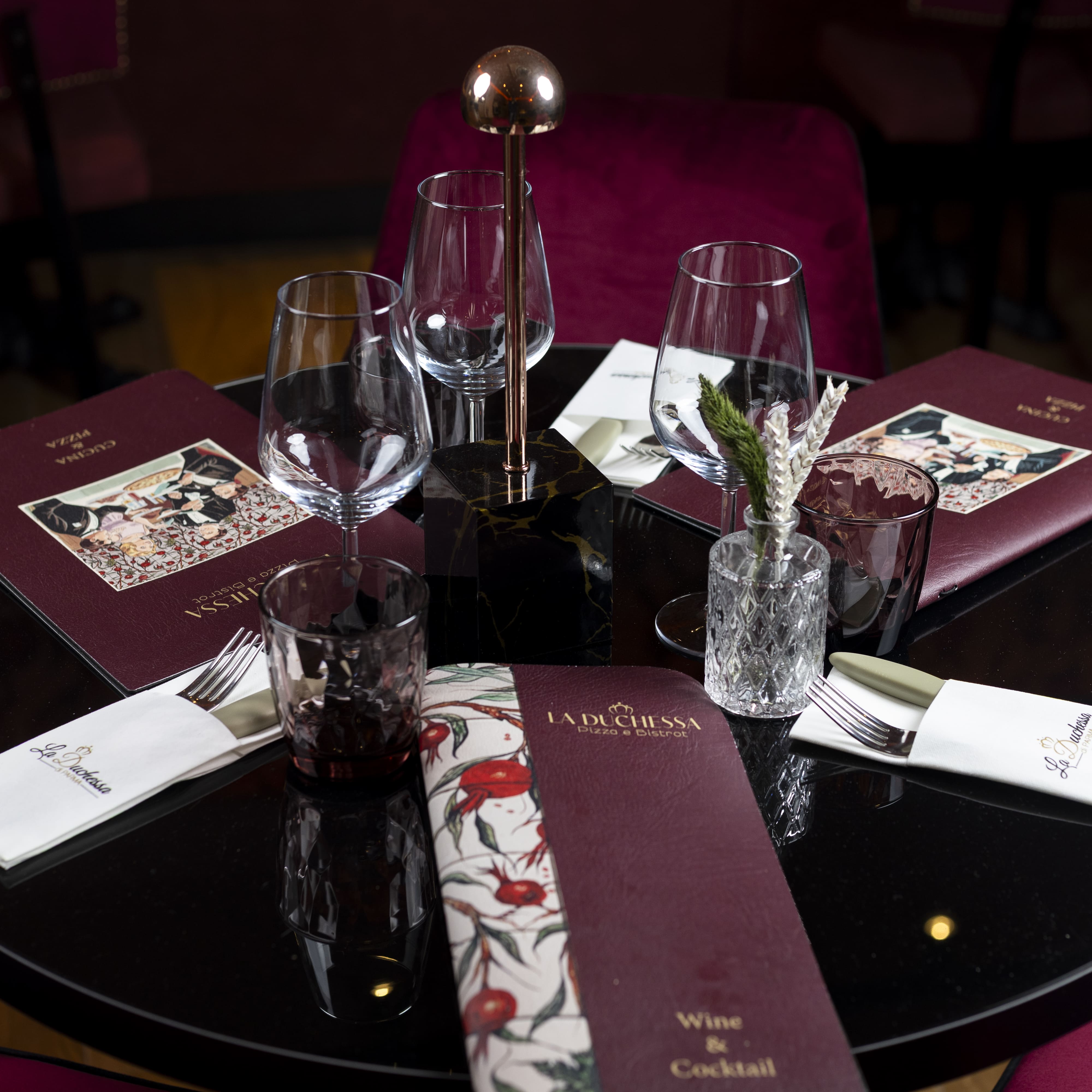 LA DUCHESSA Pizza & Bistrot