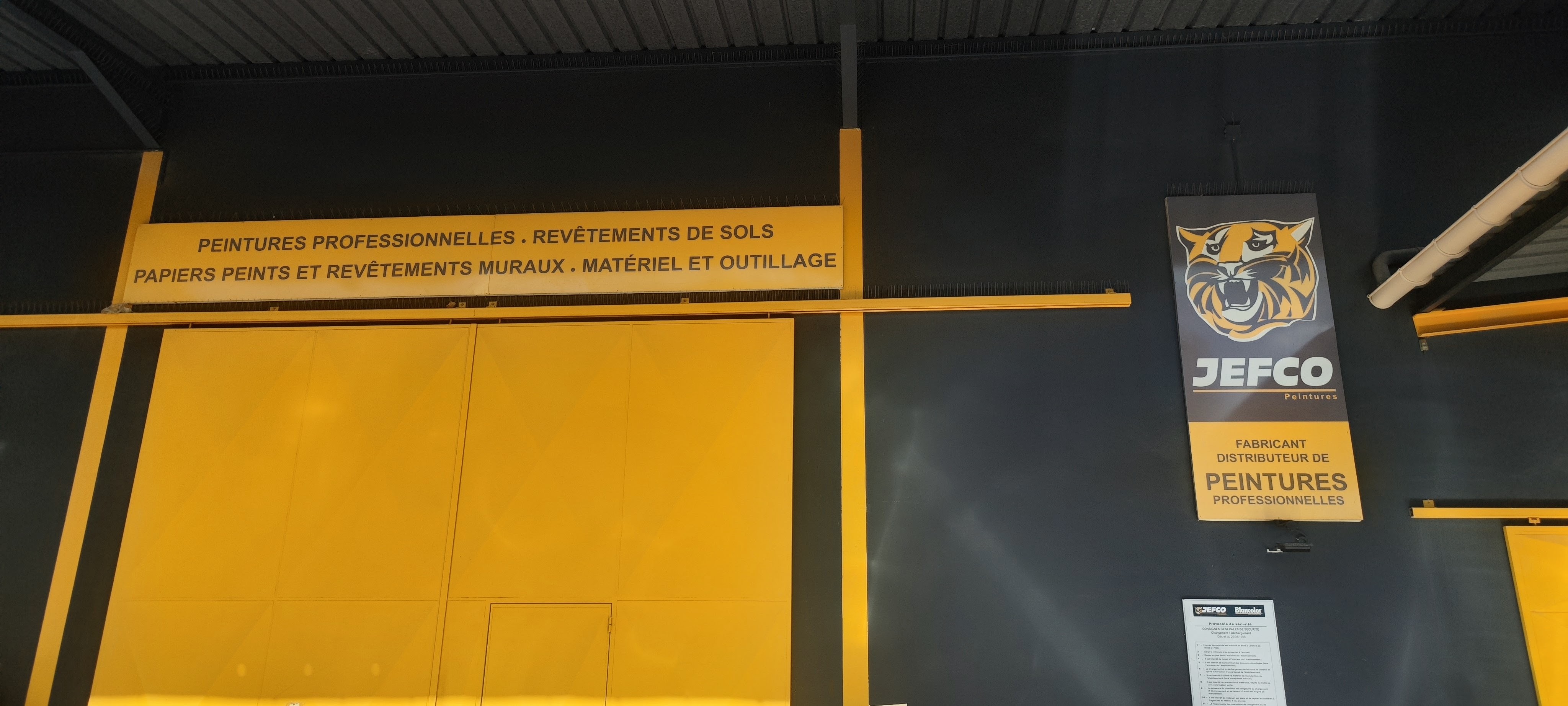 Foto 1 di JEFCO Peintures