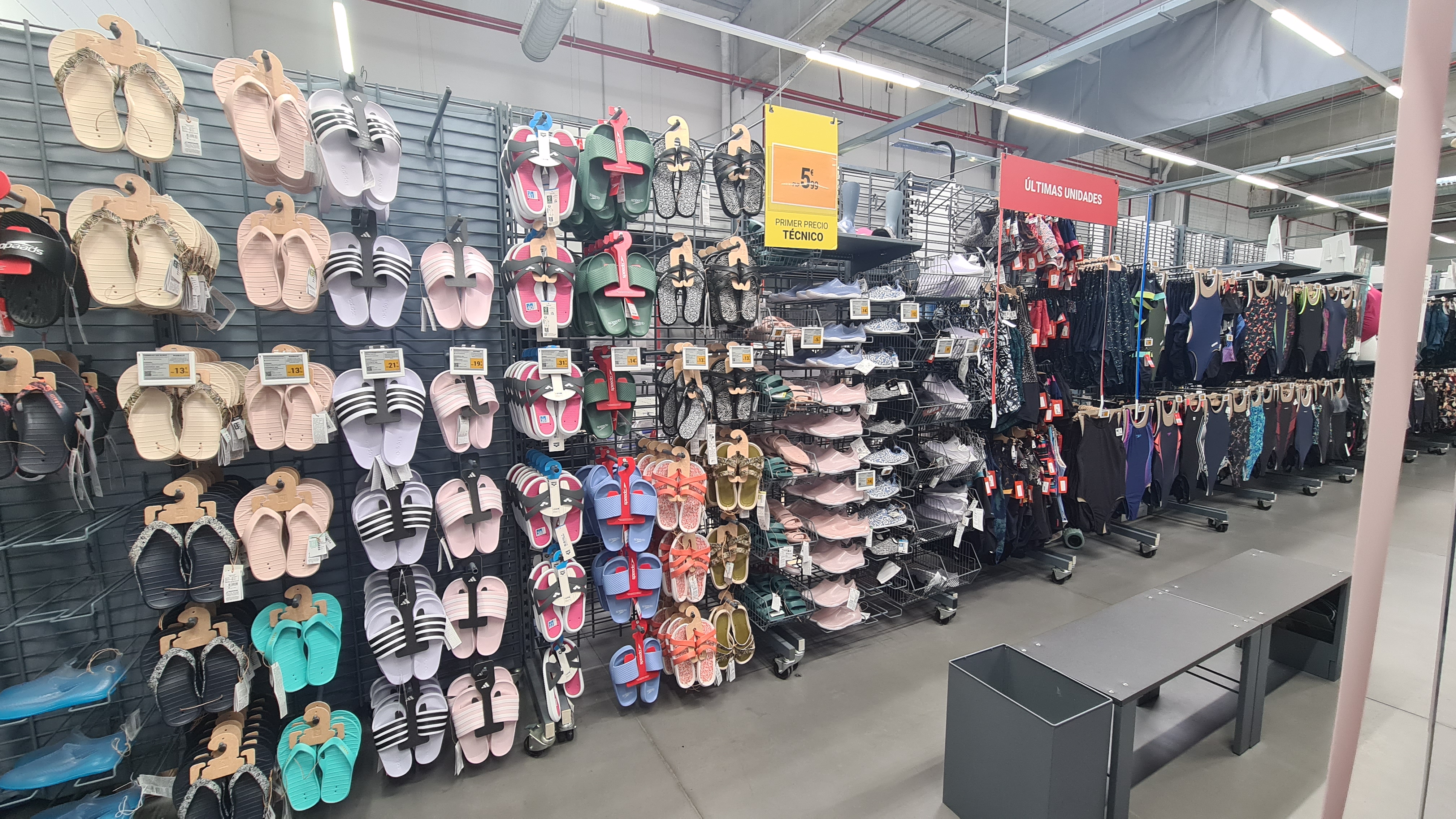Foto 113 di Decathlon Ferrol