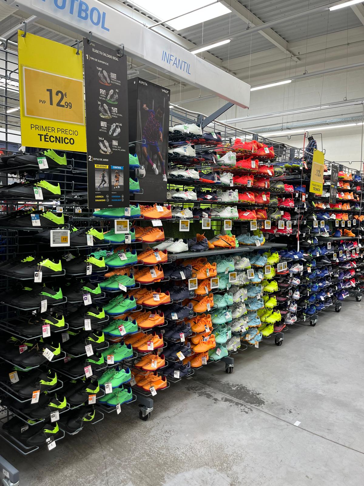 Foto 145 di Decathlon Elche