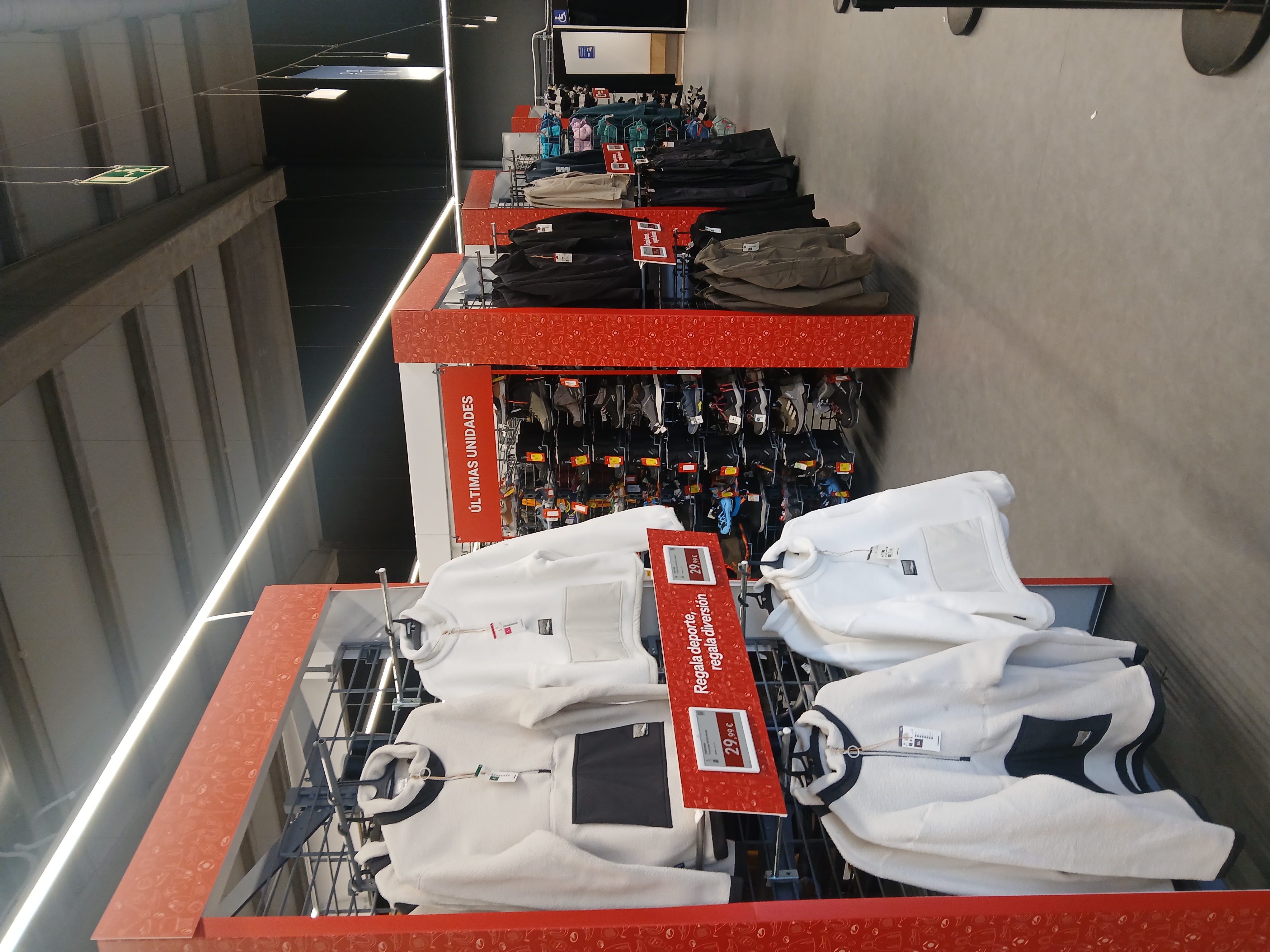 Foto 23 di Decathlon Ribadeo