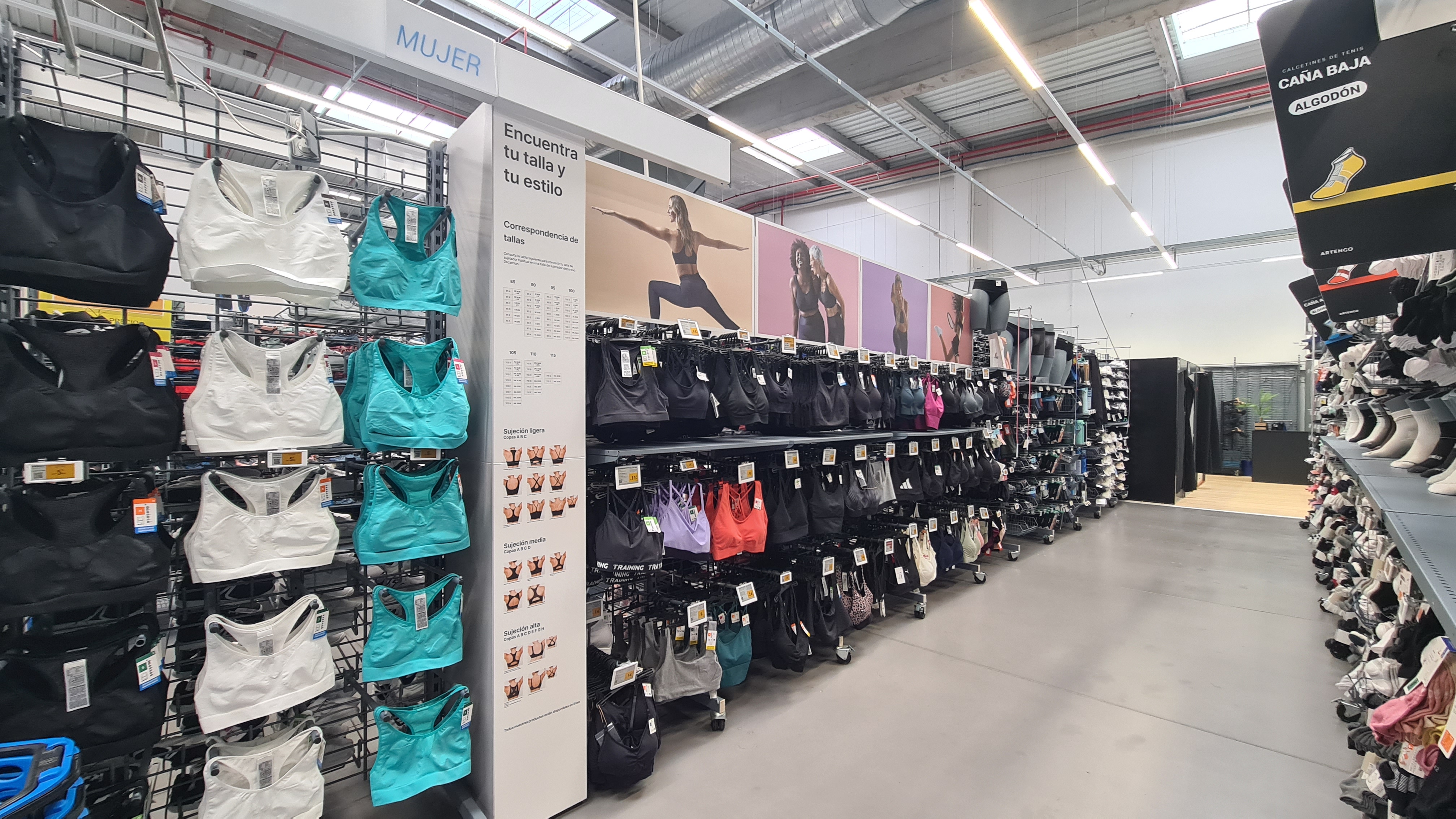 Foto 30 di Decathlon Ferrol