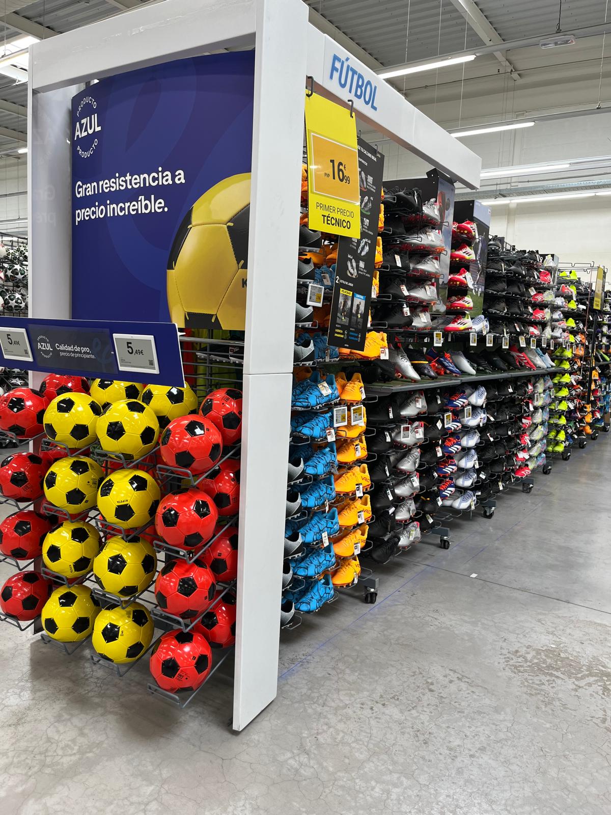 Foto 143 di Decathlon Elche