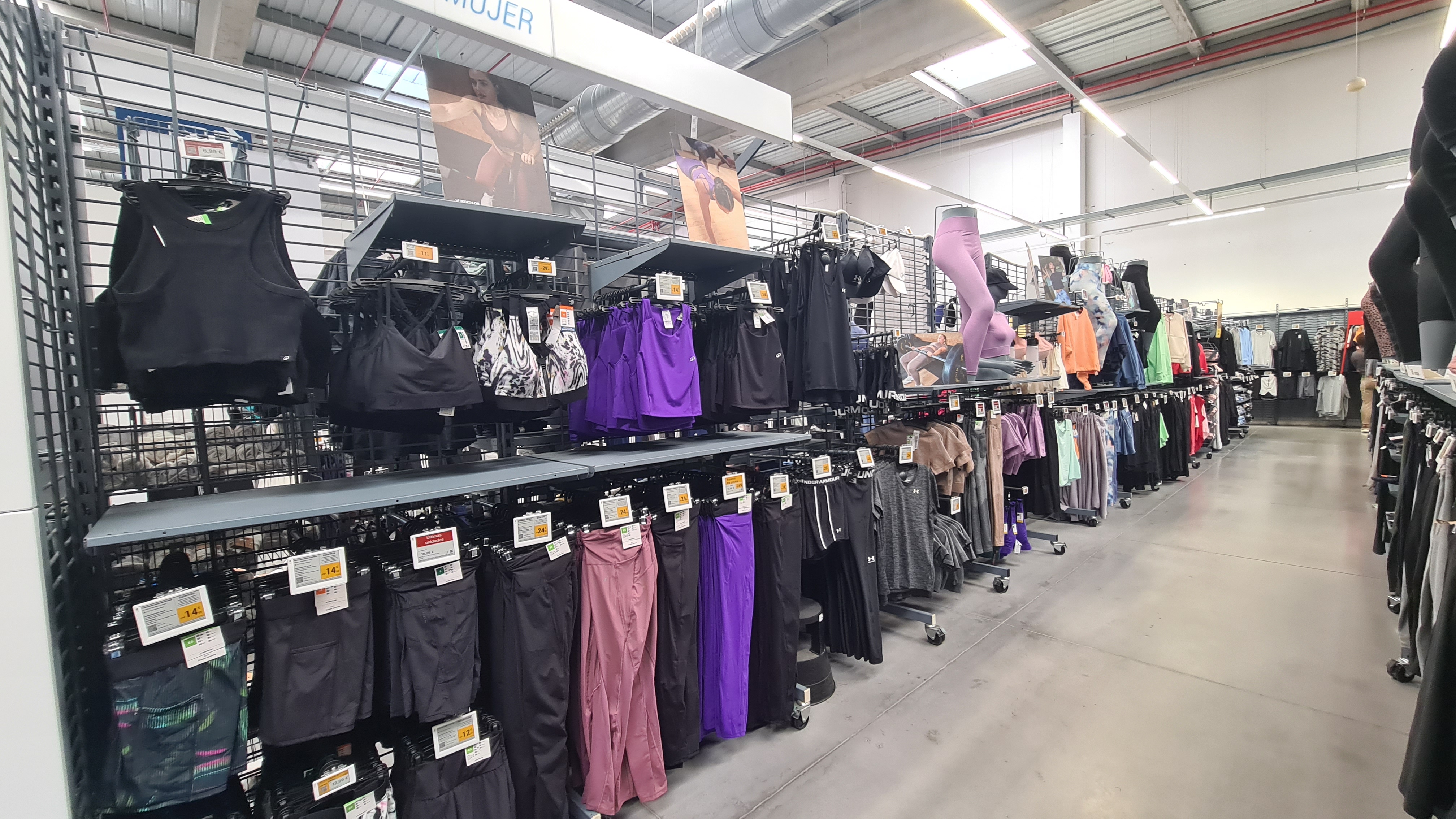 Foto 150 di Decathlon Ferrol