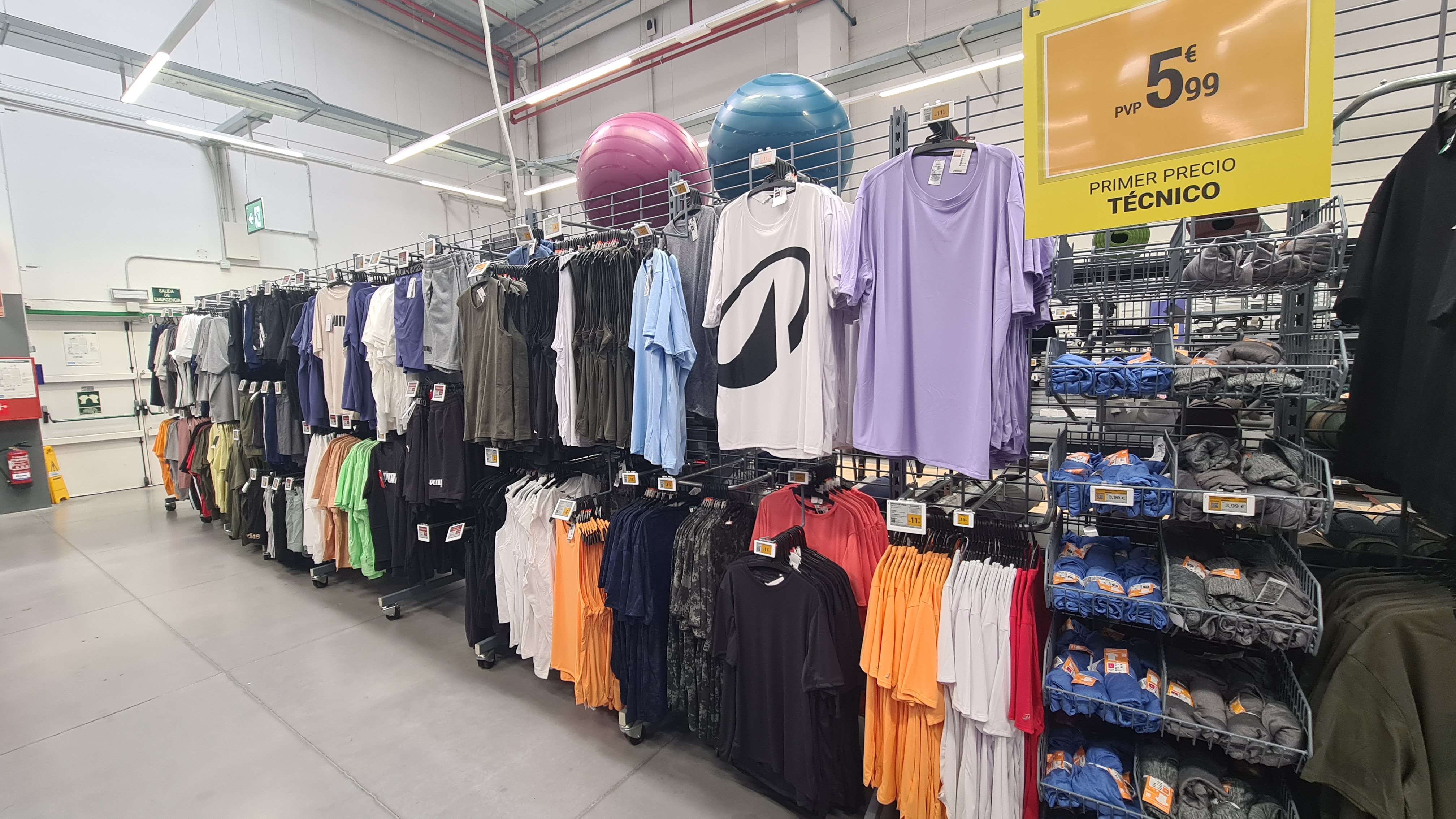 Foto 128 di Decathlon Ferrol