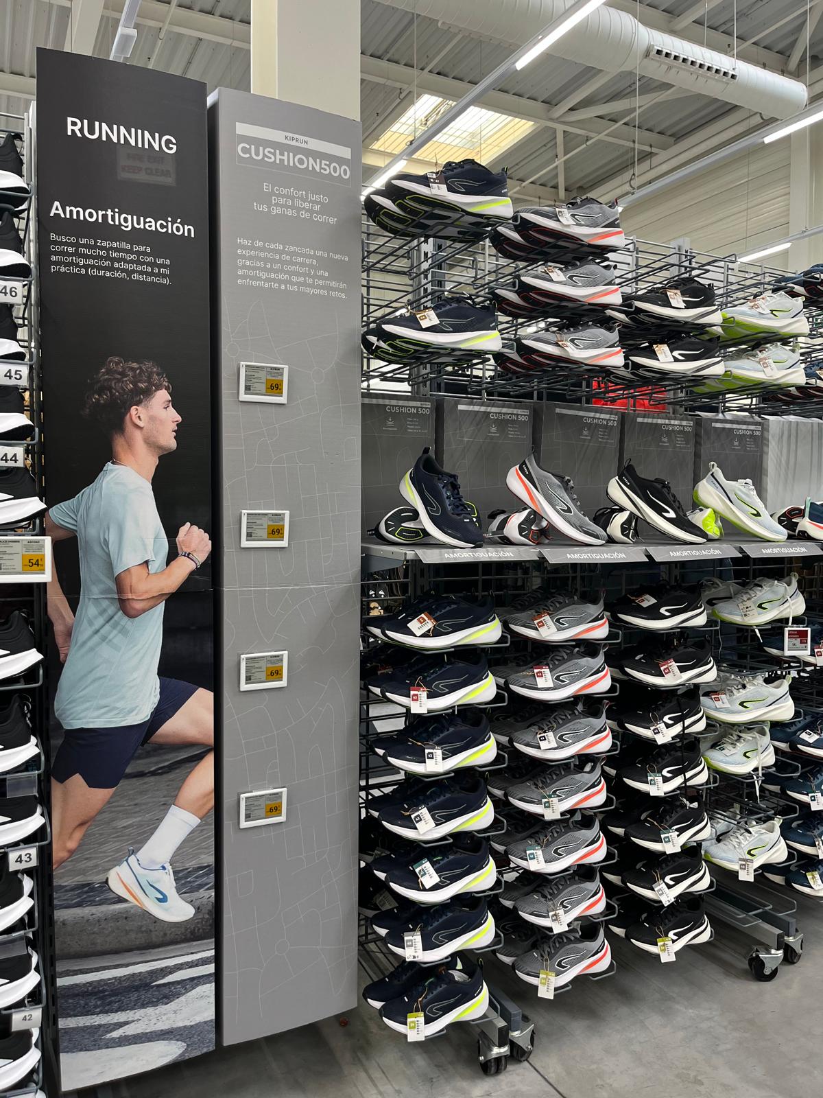 Foto 155 di Decathlon Elche