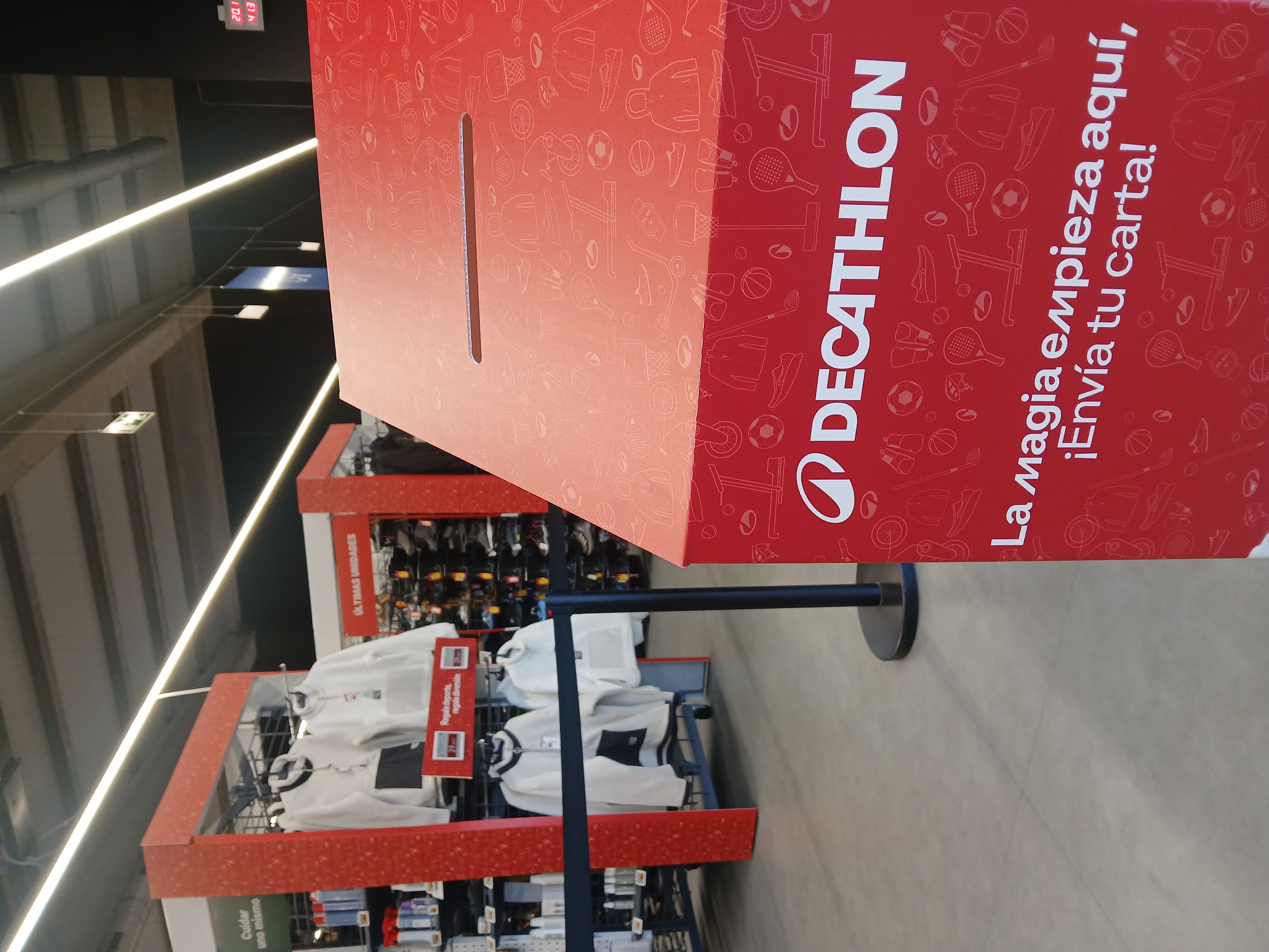 Foto 19 di Decathlon Ribadeo