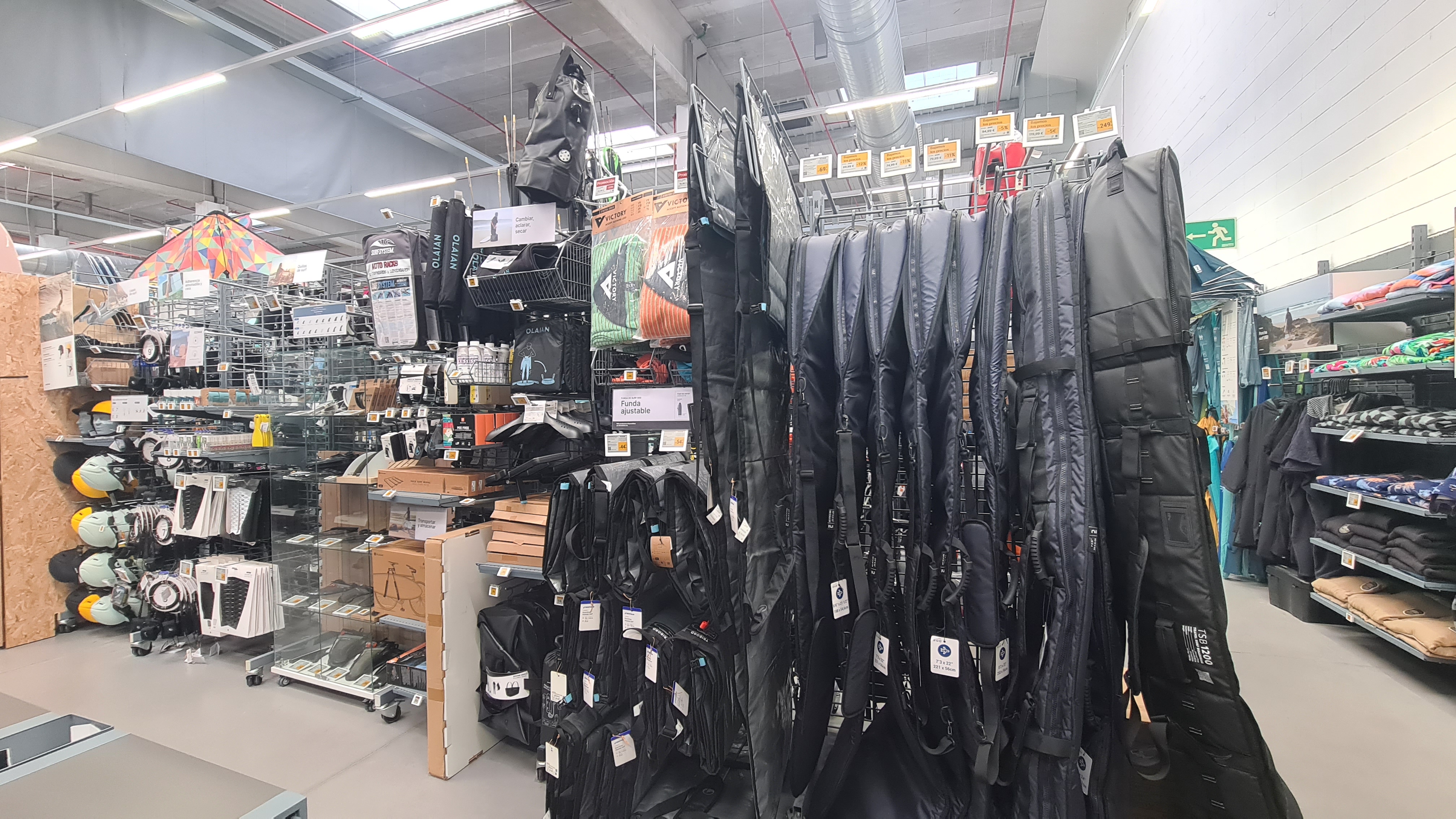 Foto 86 di Decathlon Ferrol