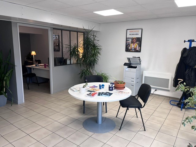 Foto 7 di Samsic Emploi Égletons