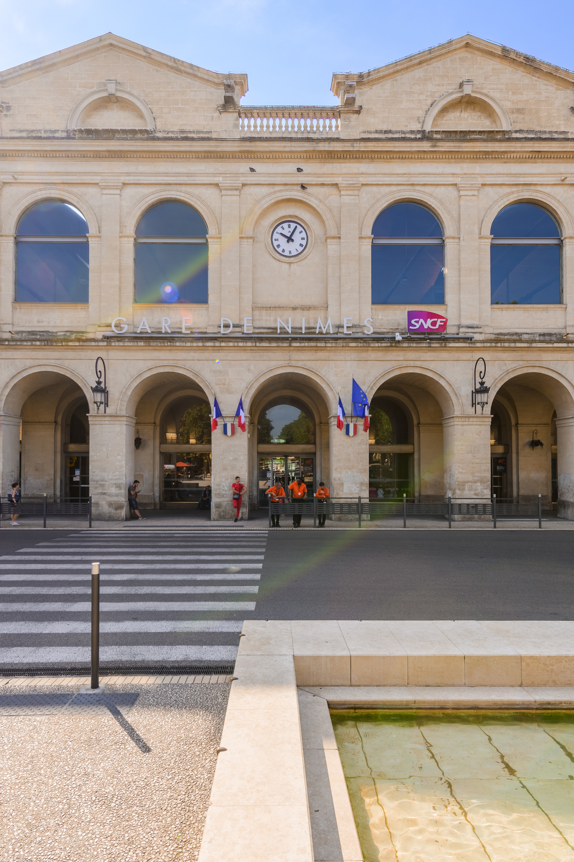 Foto 8 di Nîmes