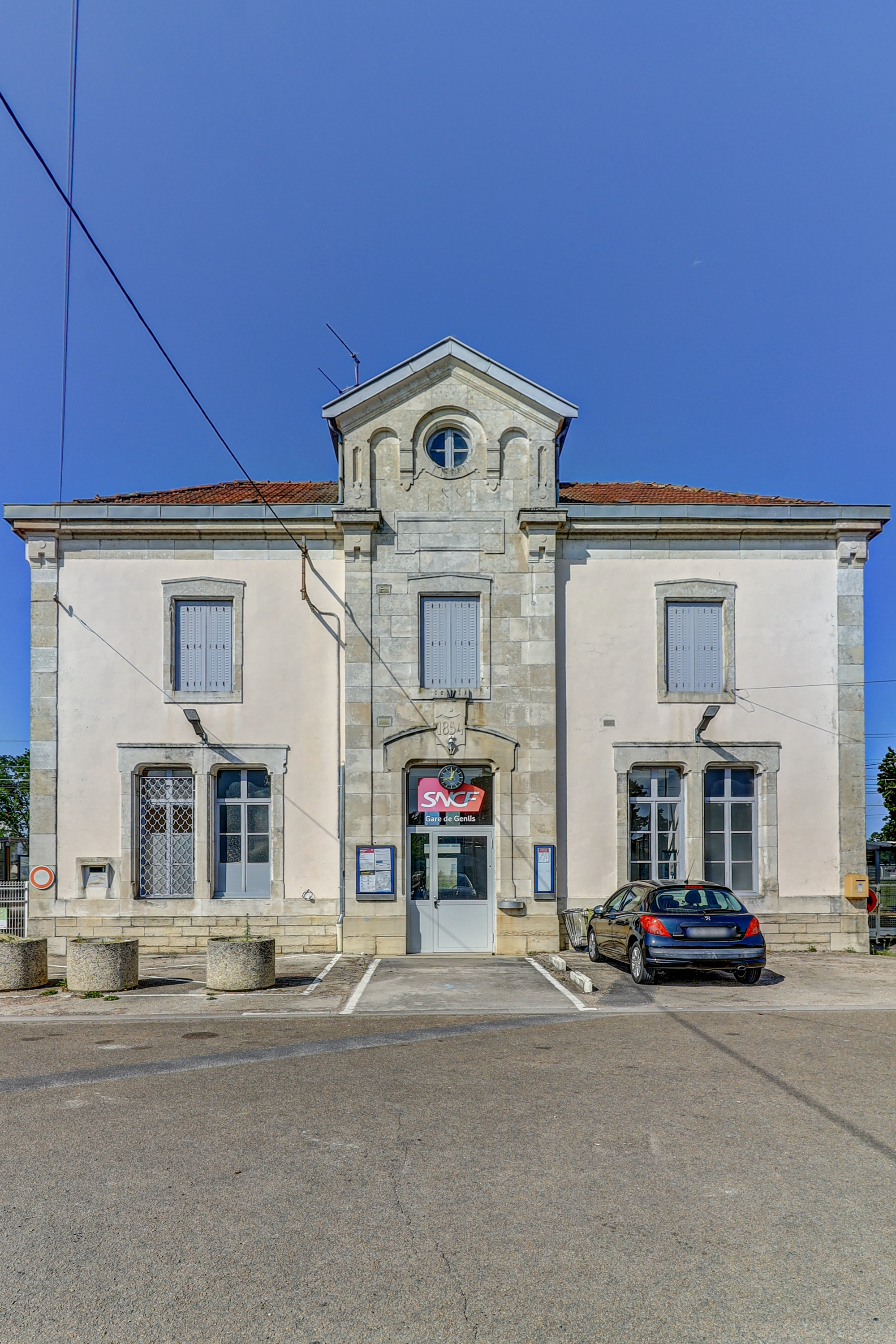 Foto 2 di Gare de Genlis SNCF