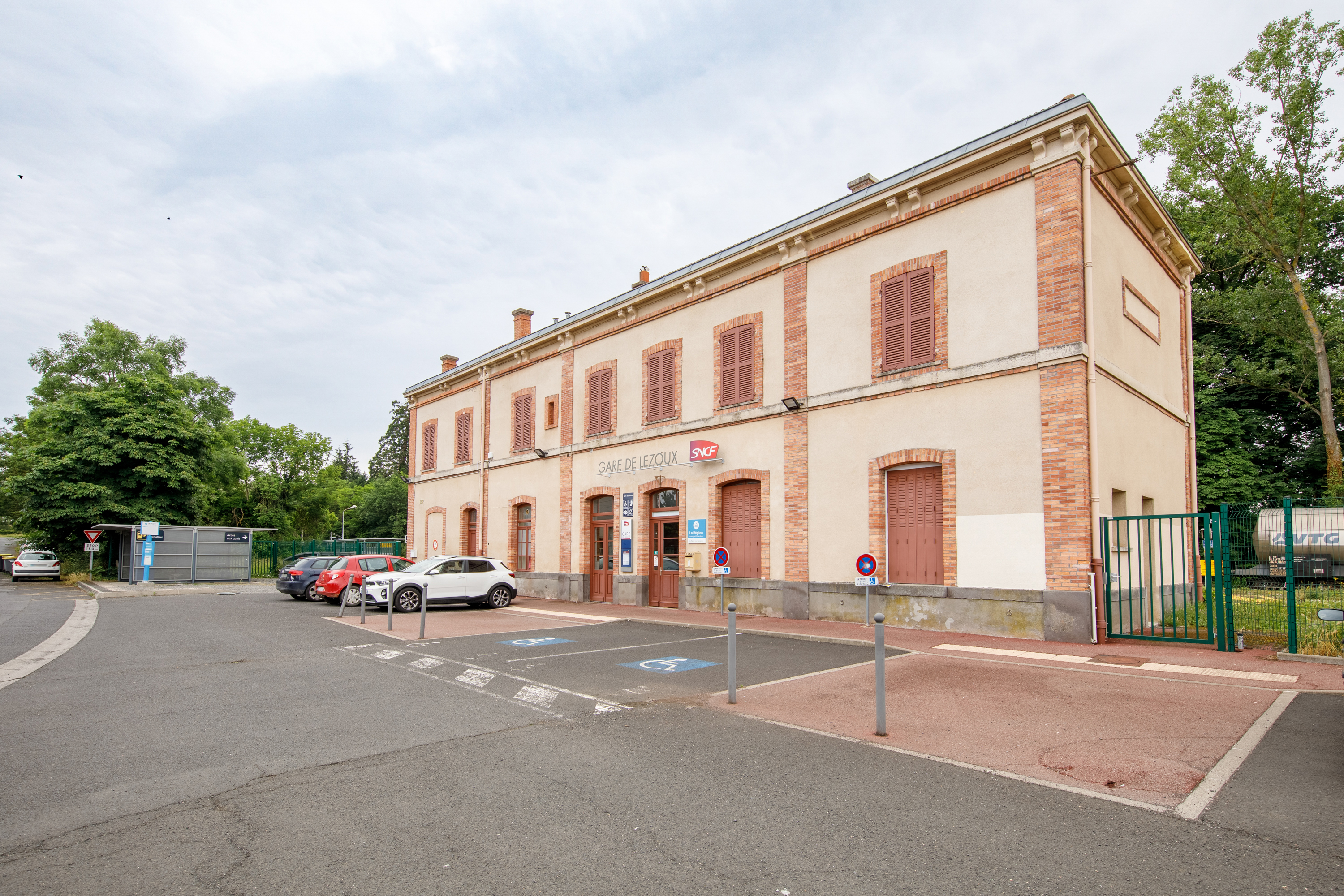 Foto 3 di Gare de Lezoux SNCF
