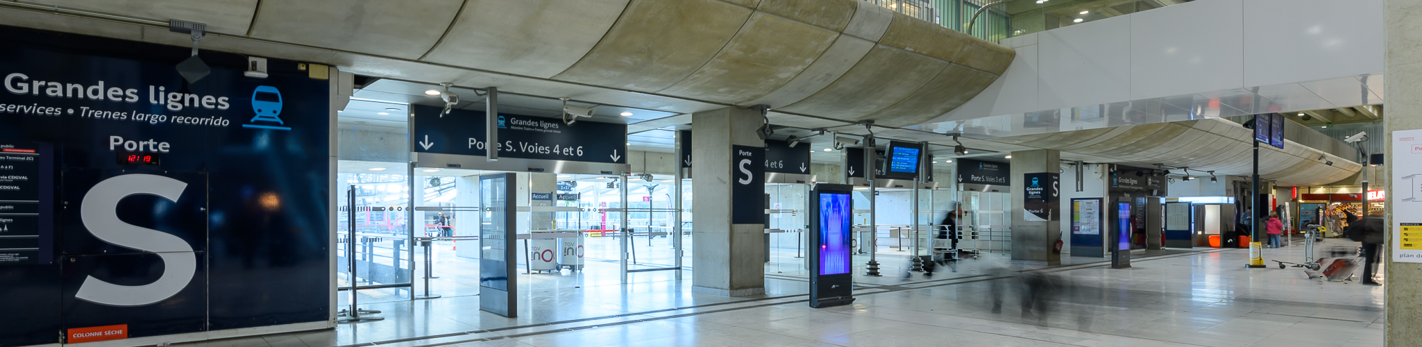 Aéroport Charles de Gaulle 2 TGV
