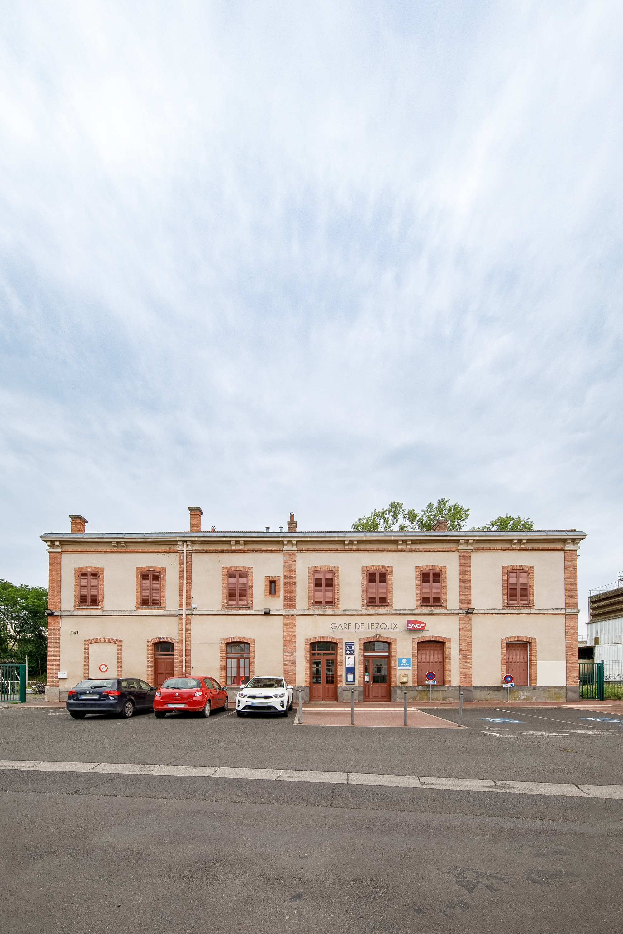Foto 2 di Gare de Lezoux SNCF