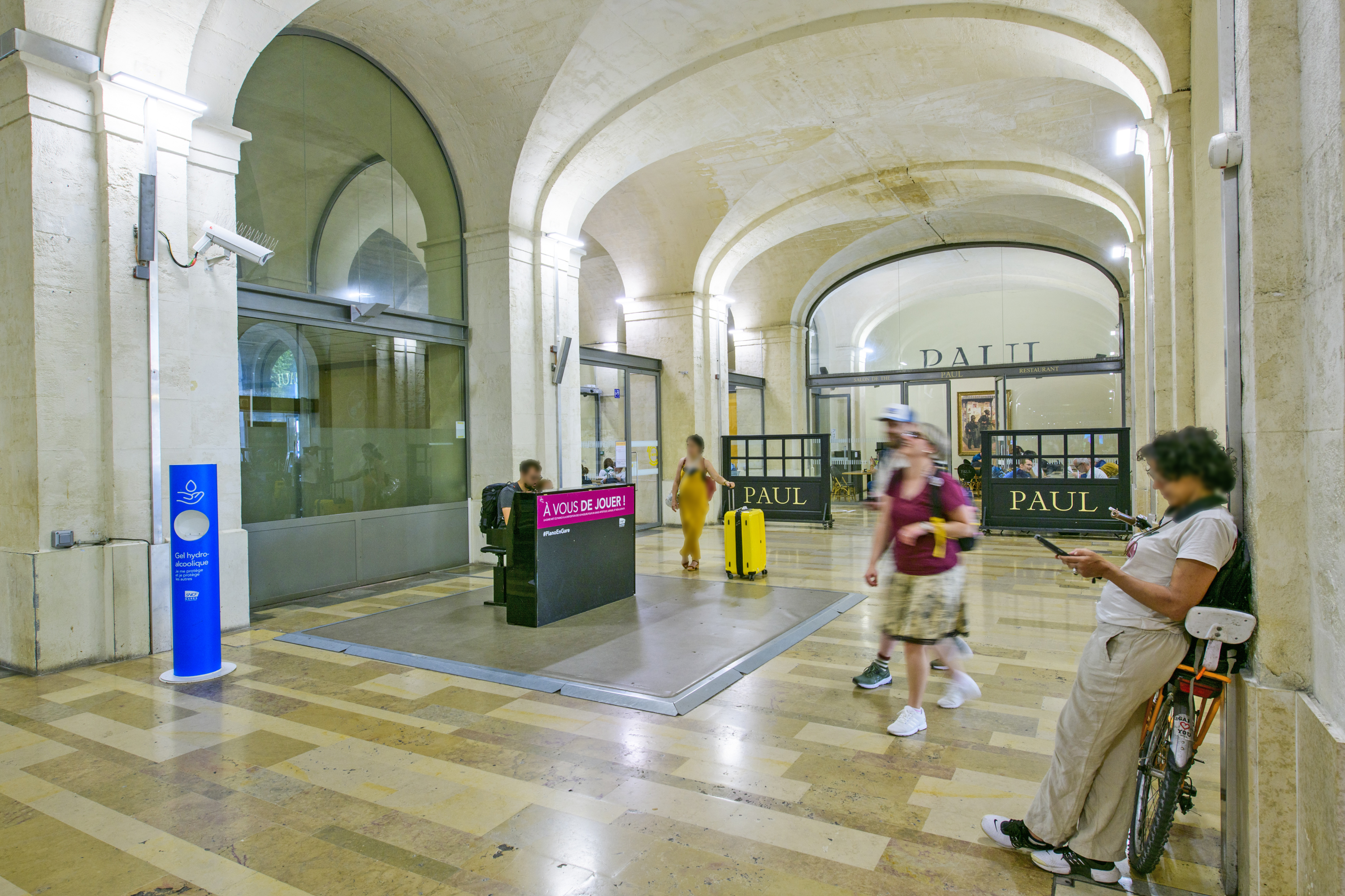 Foto 10 di Nîmes