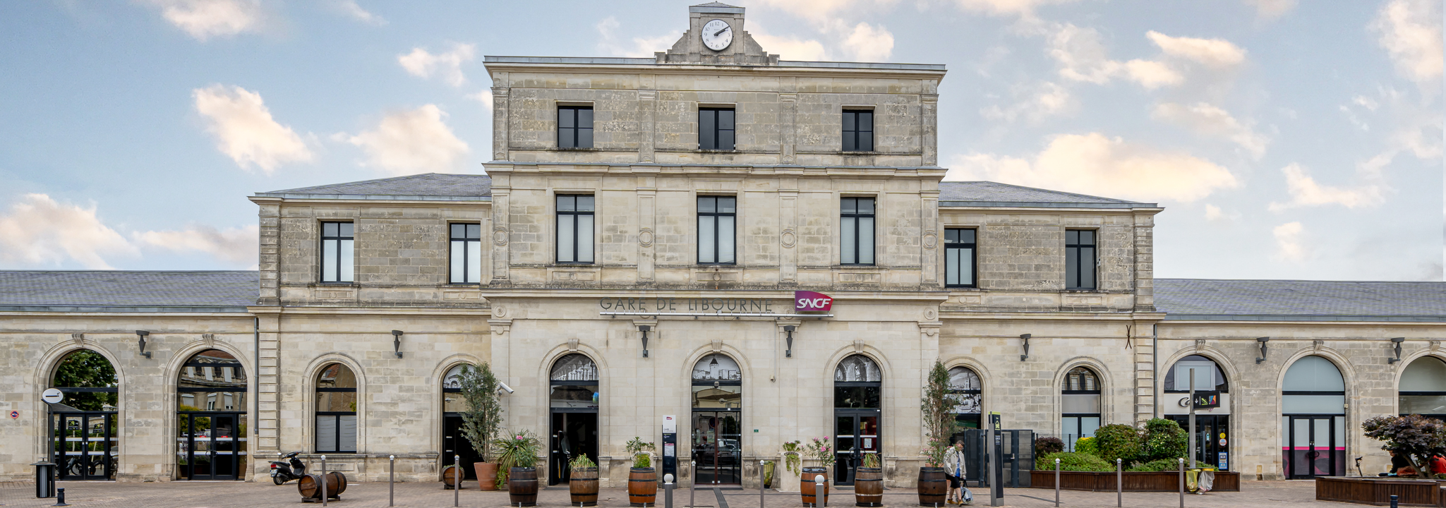 Foto 1 di Libourne