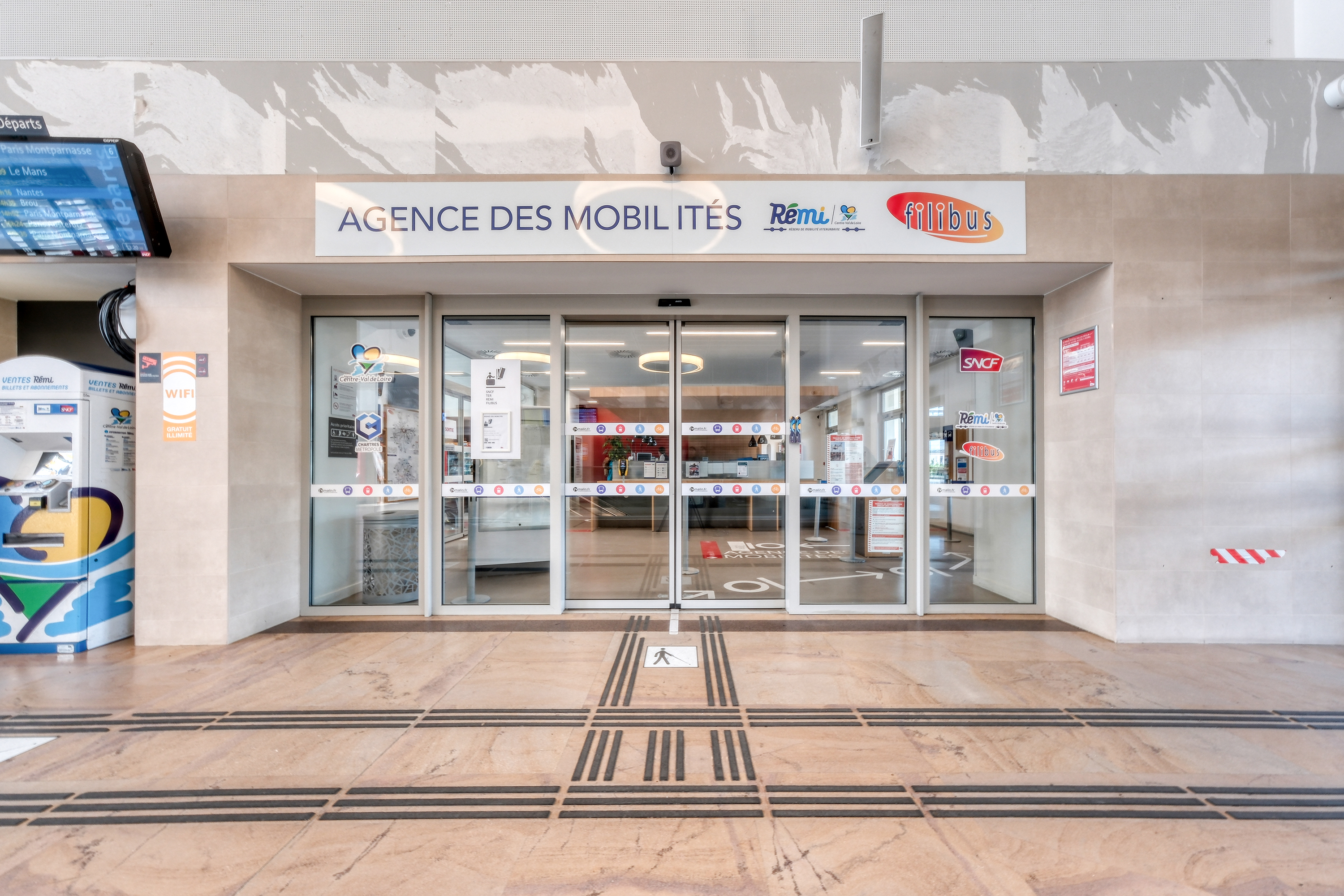 Foto 20 di Gare de Chartres SNCF