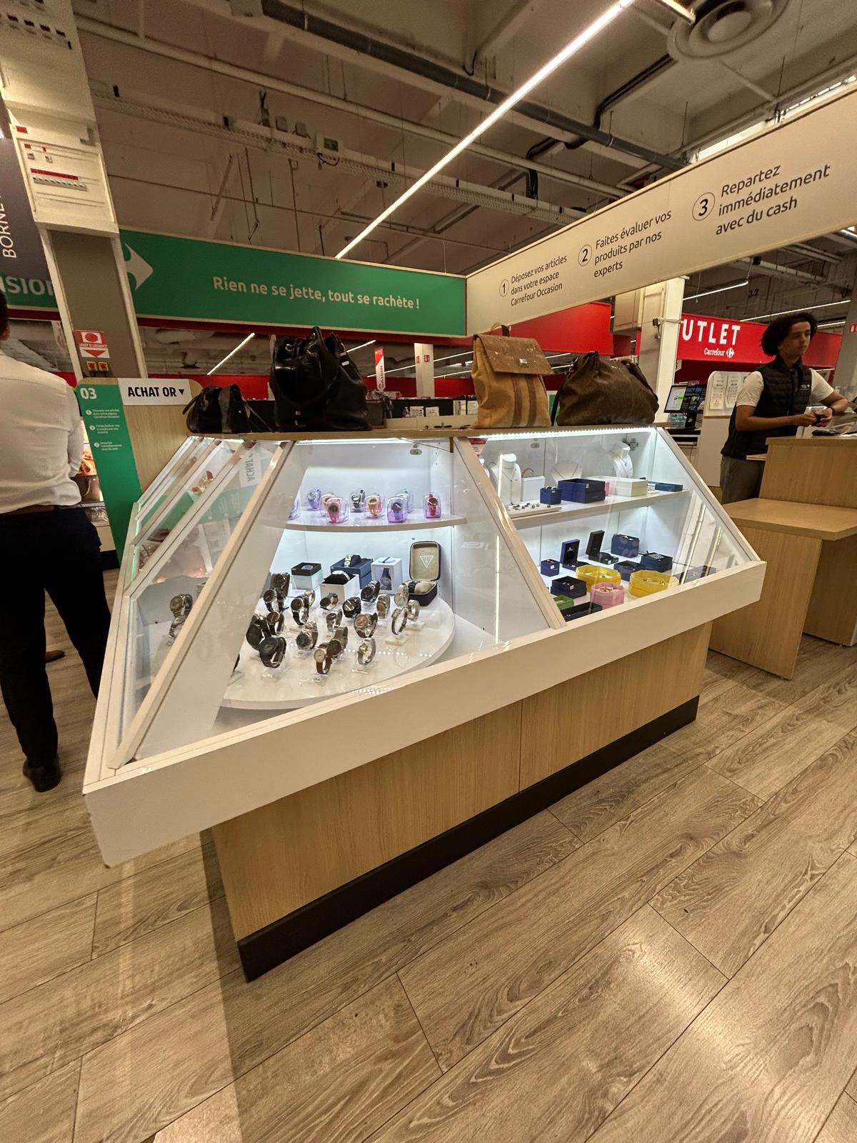 Foto 13 di Carrefour Occasion