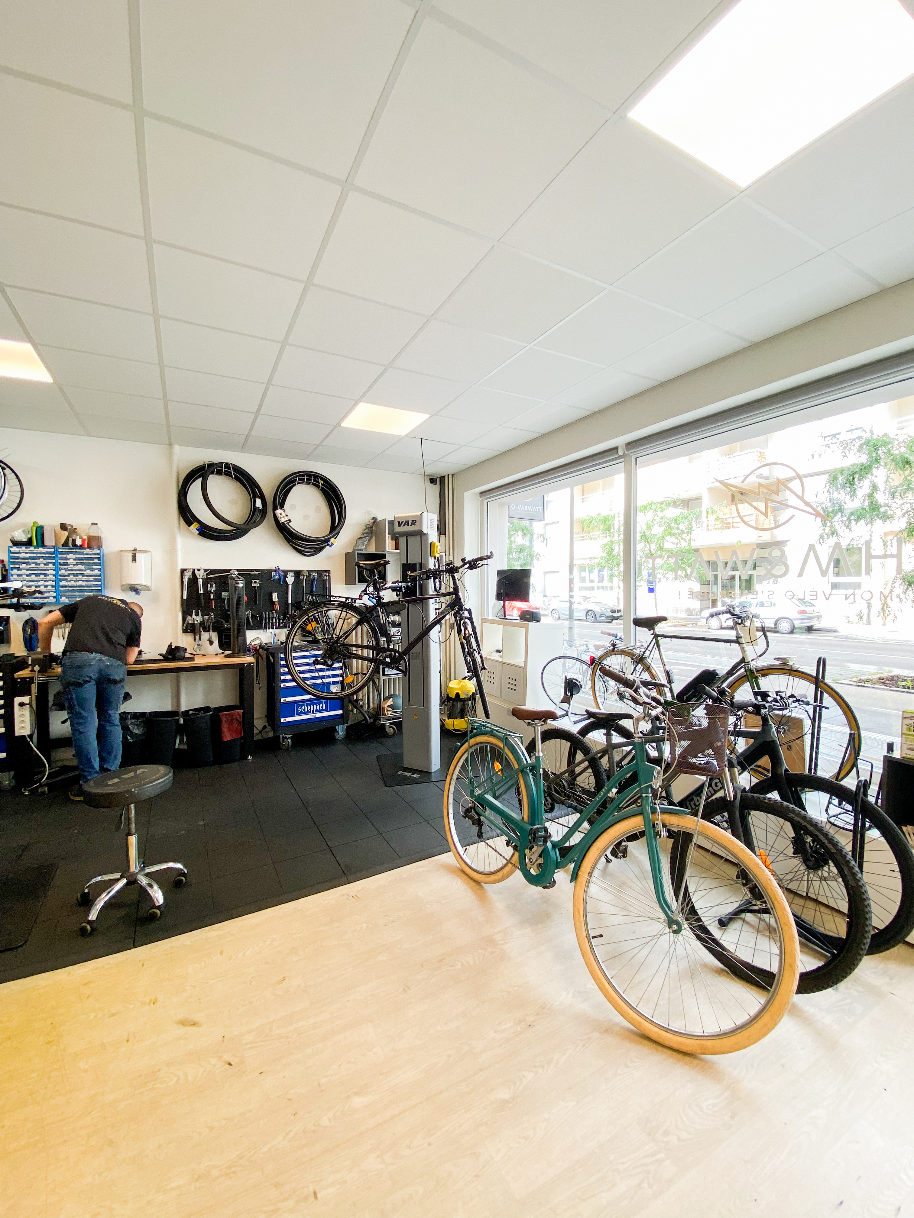 Foto 42 di Ohm & Watt - Vélo électrique