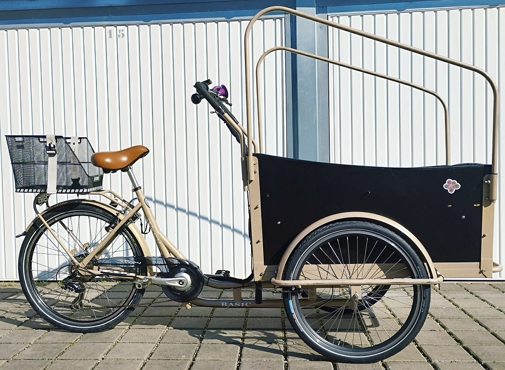 Foto 63 di Ohm & Watt - Vélo électrique