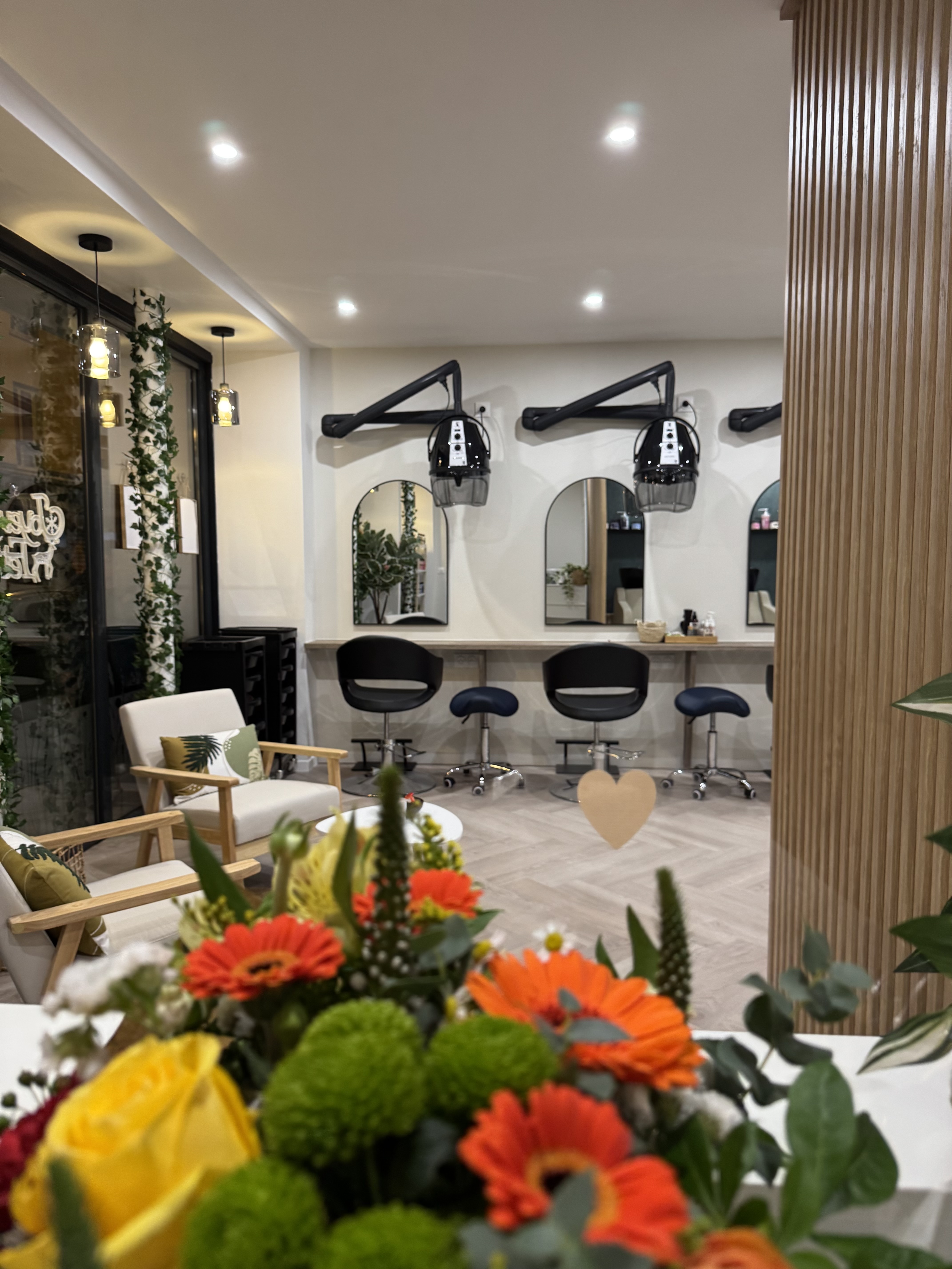 Bioness coiffeur végétal hair spa et head spa - Paris