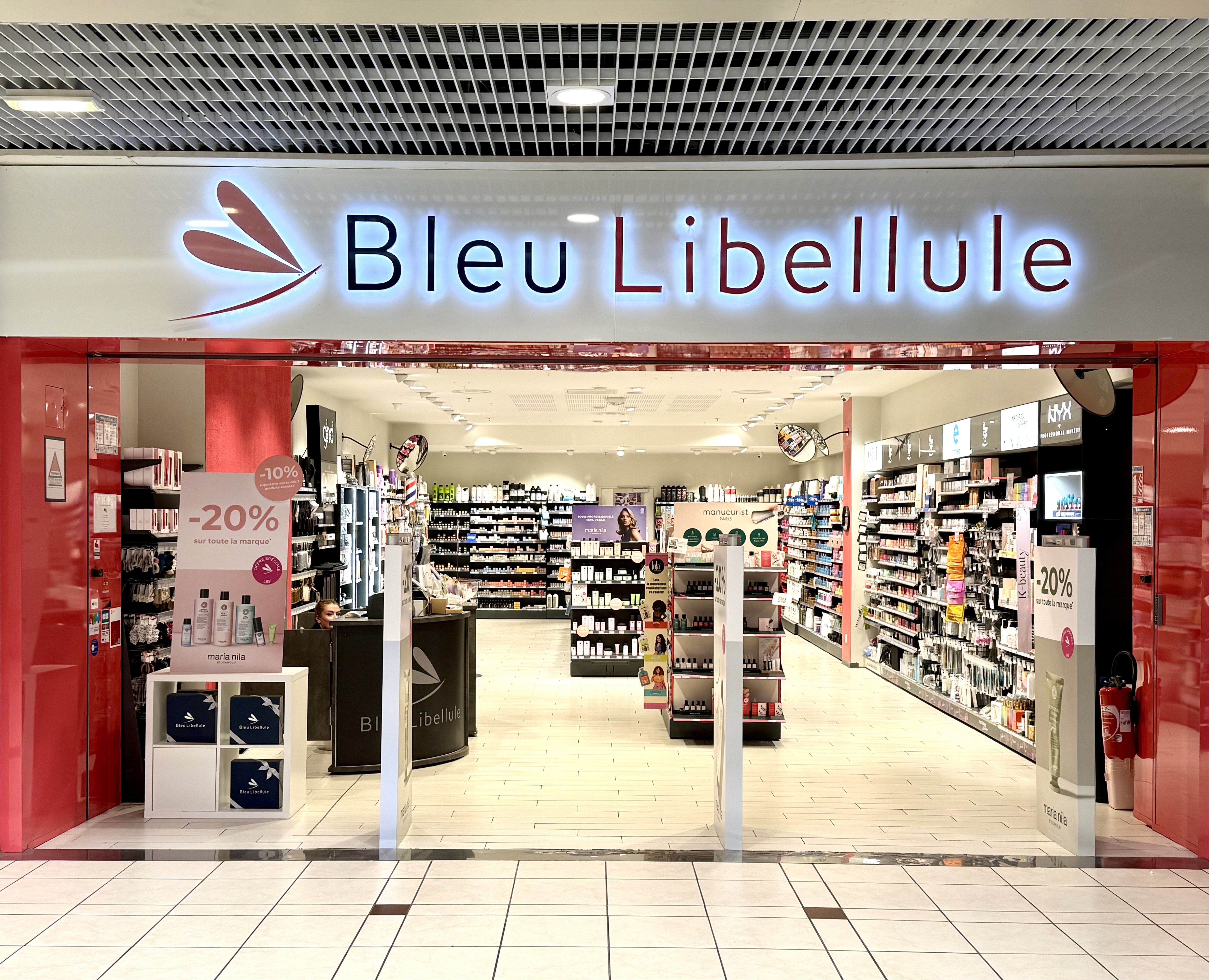 Foto 3 di Bleu Libellule Roques