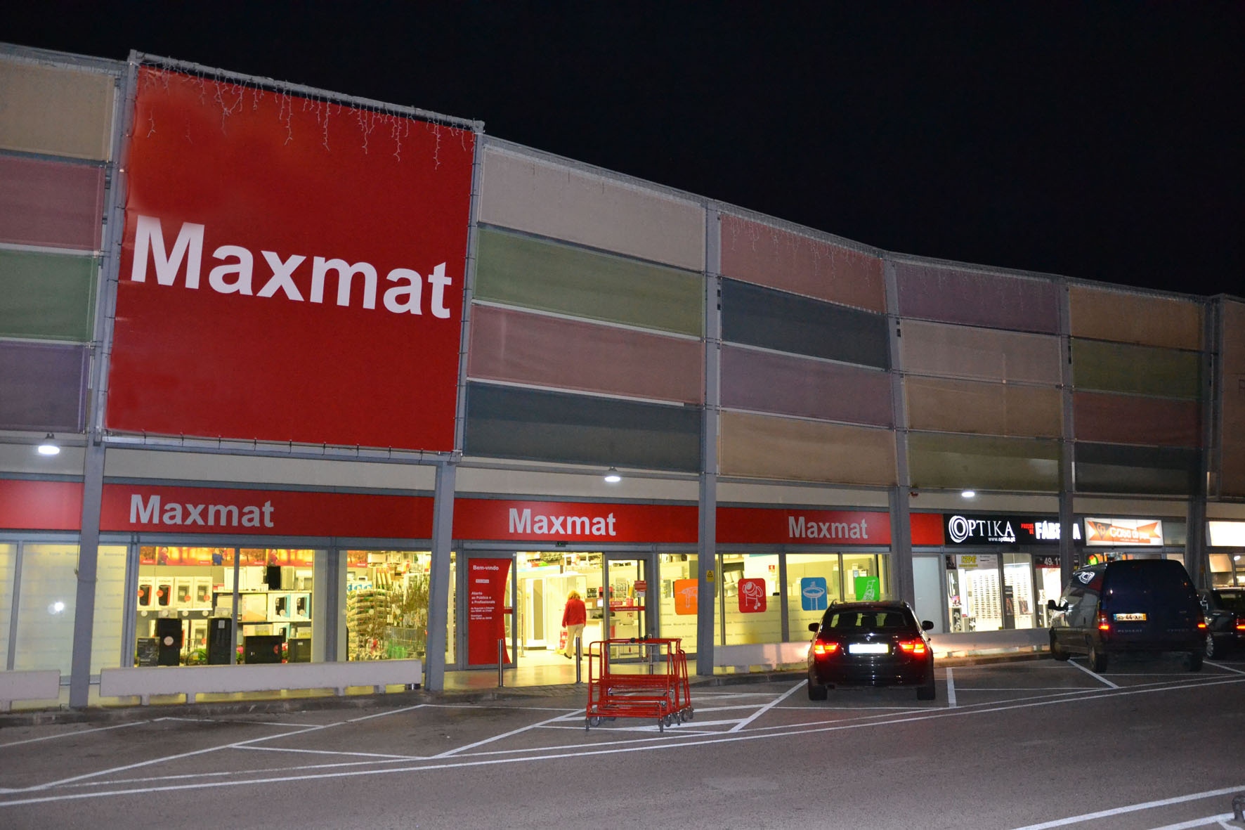 Foto 1 di MaxMat • Abrantes