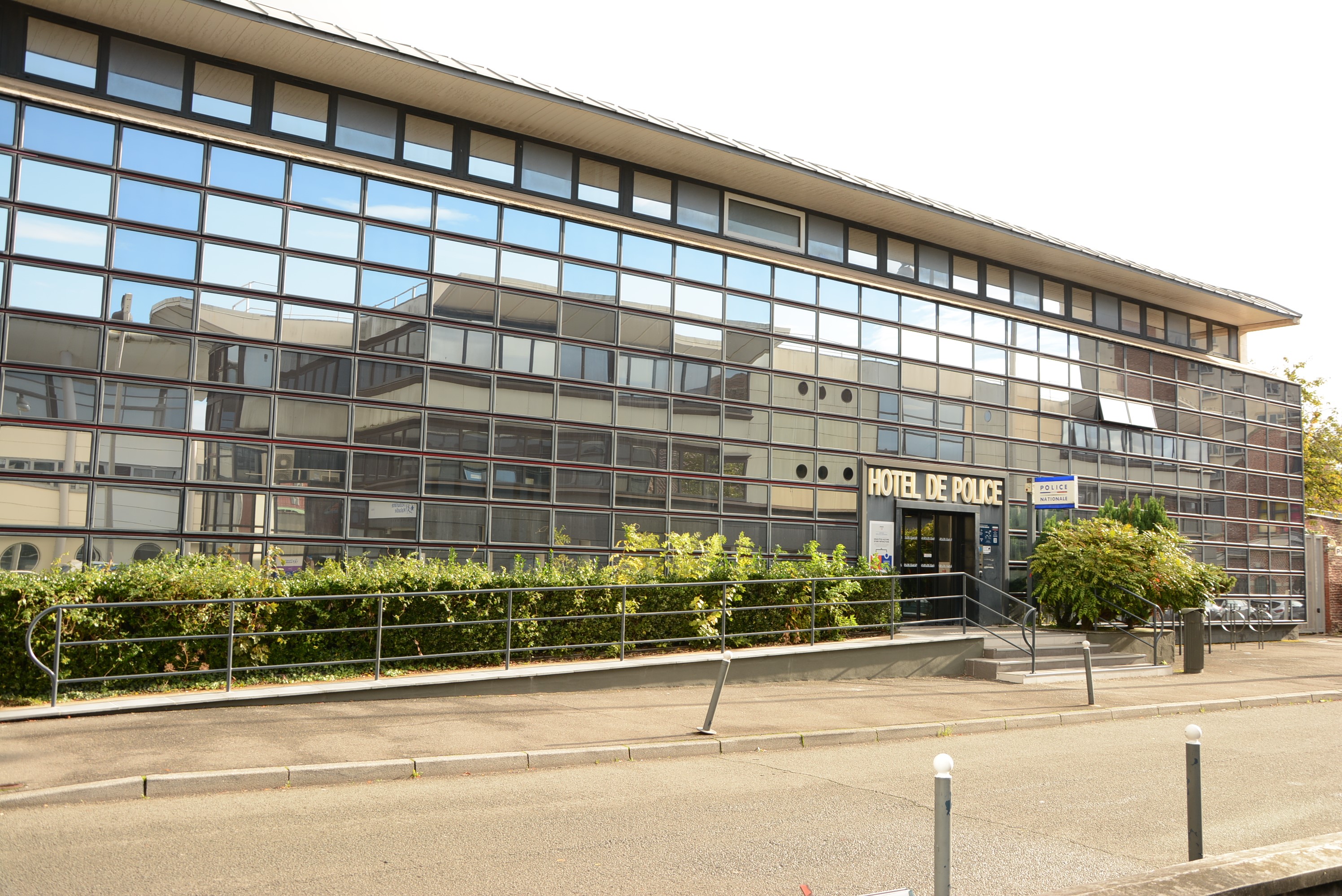 Foto 1 di Commissariat de police de Béthune