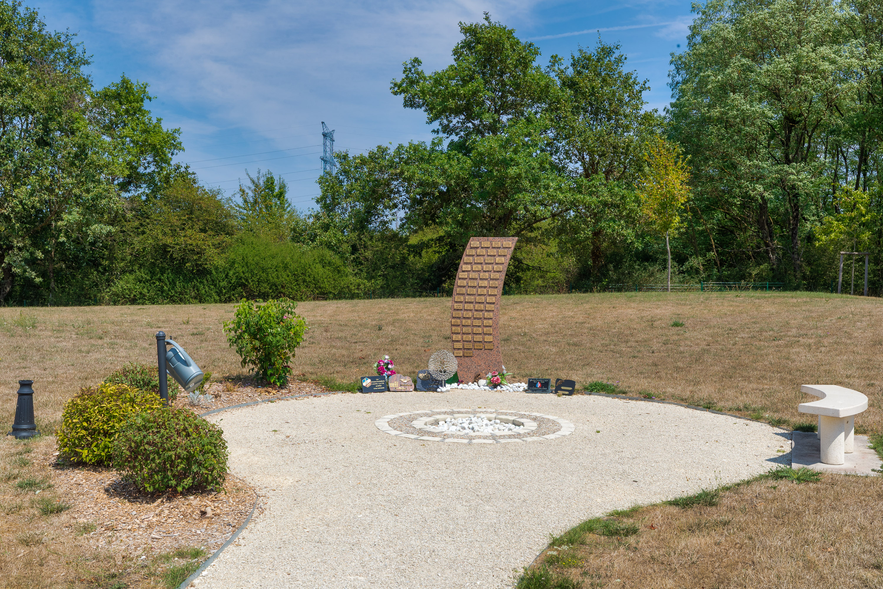Foto 10 di Crématorium de Gien