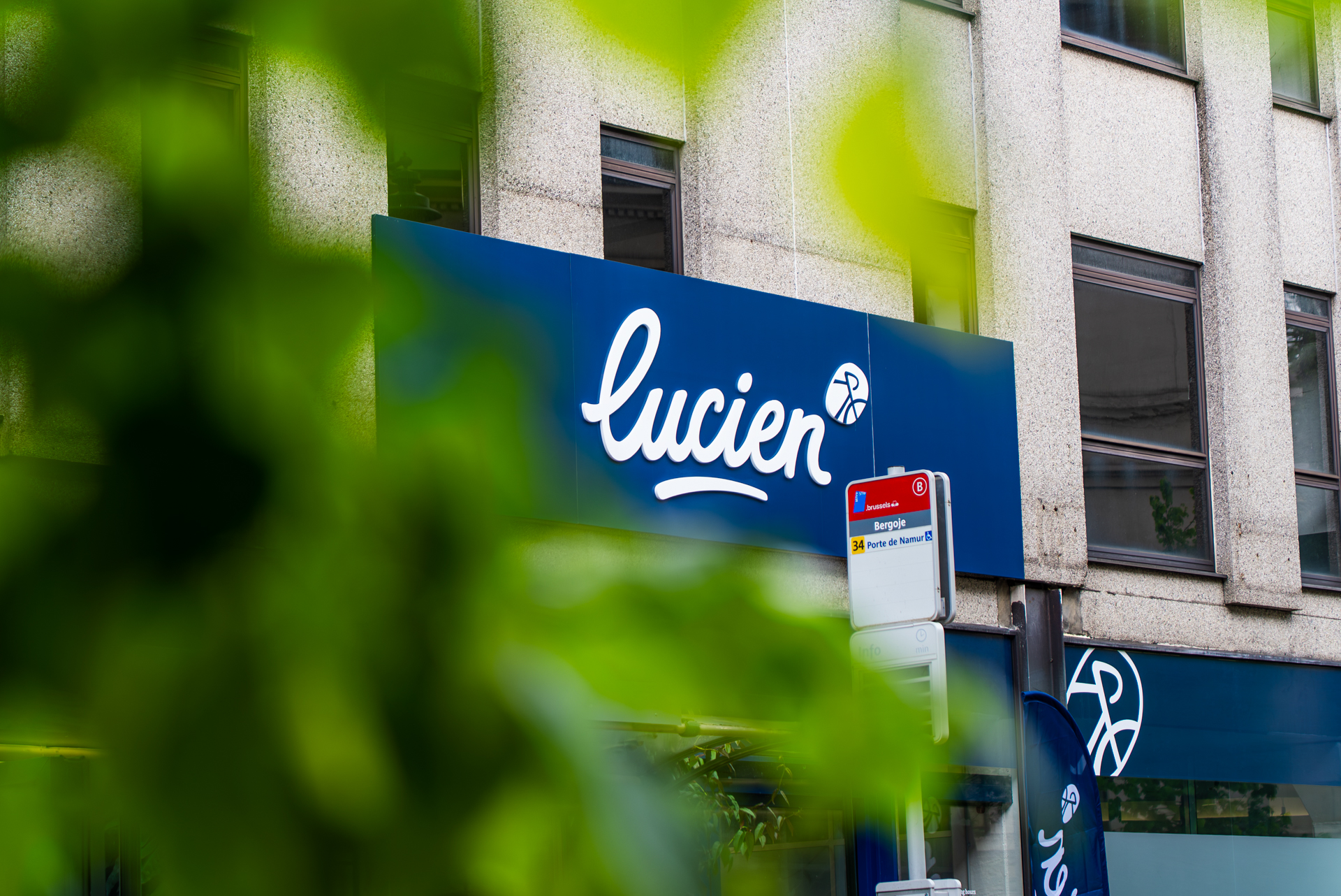 Foto 42 di Lucien Auderghem