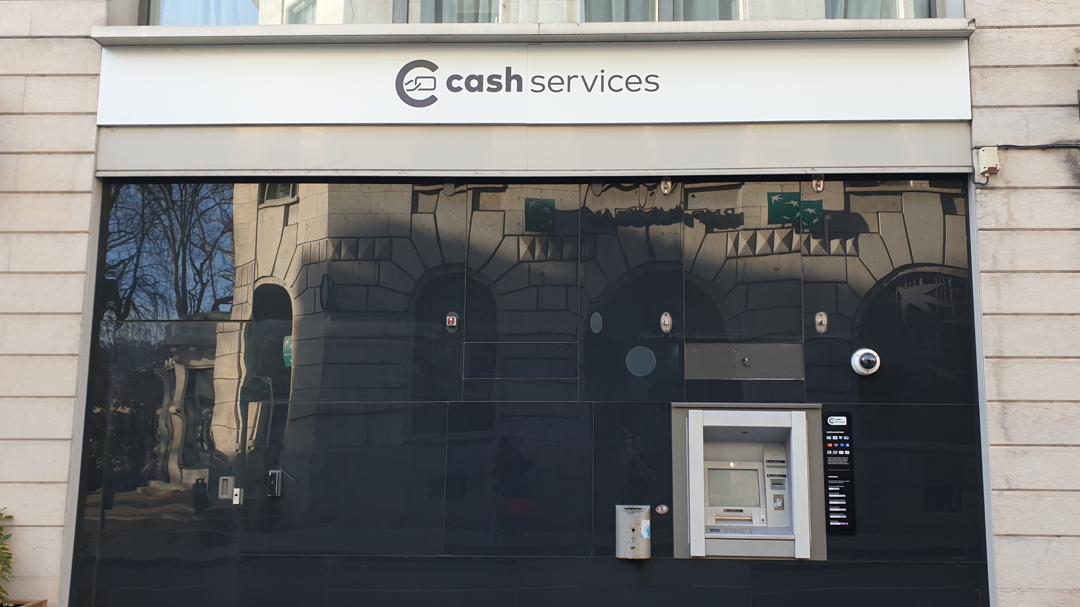Foto 2 di Cash Services