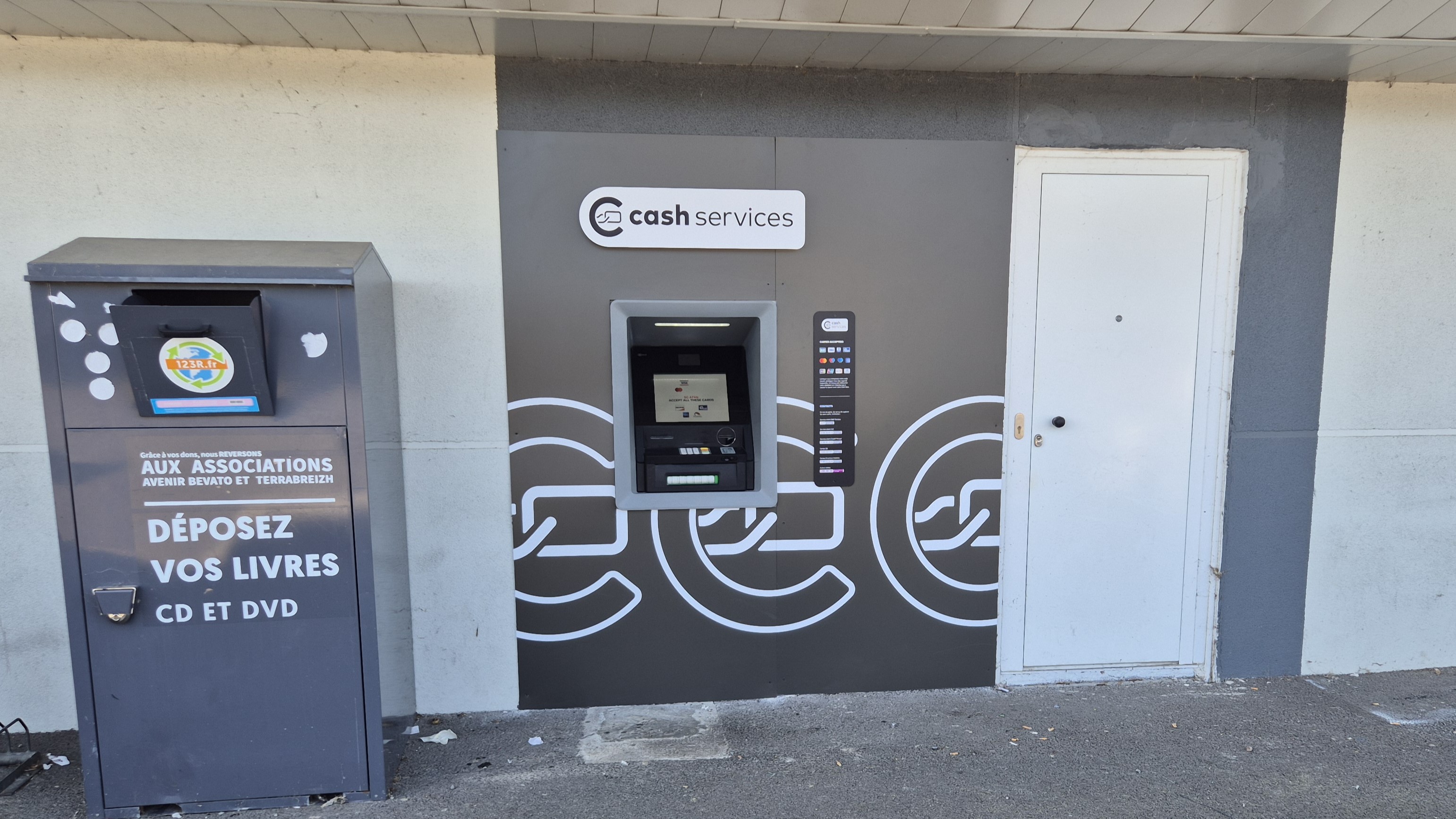 Foto 2 di Cash Services