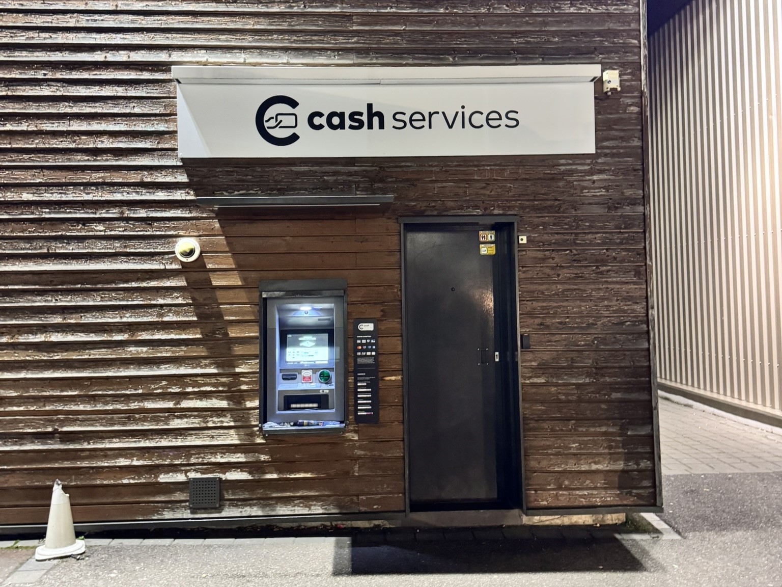 Foto 2 di Cash Services