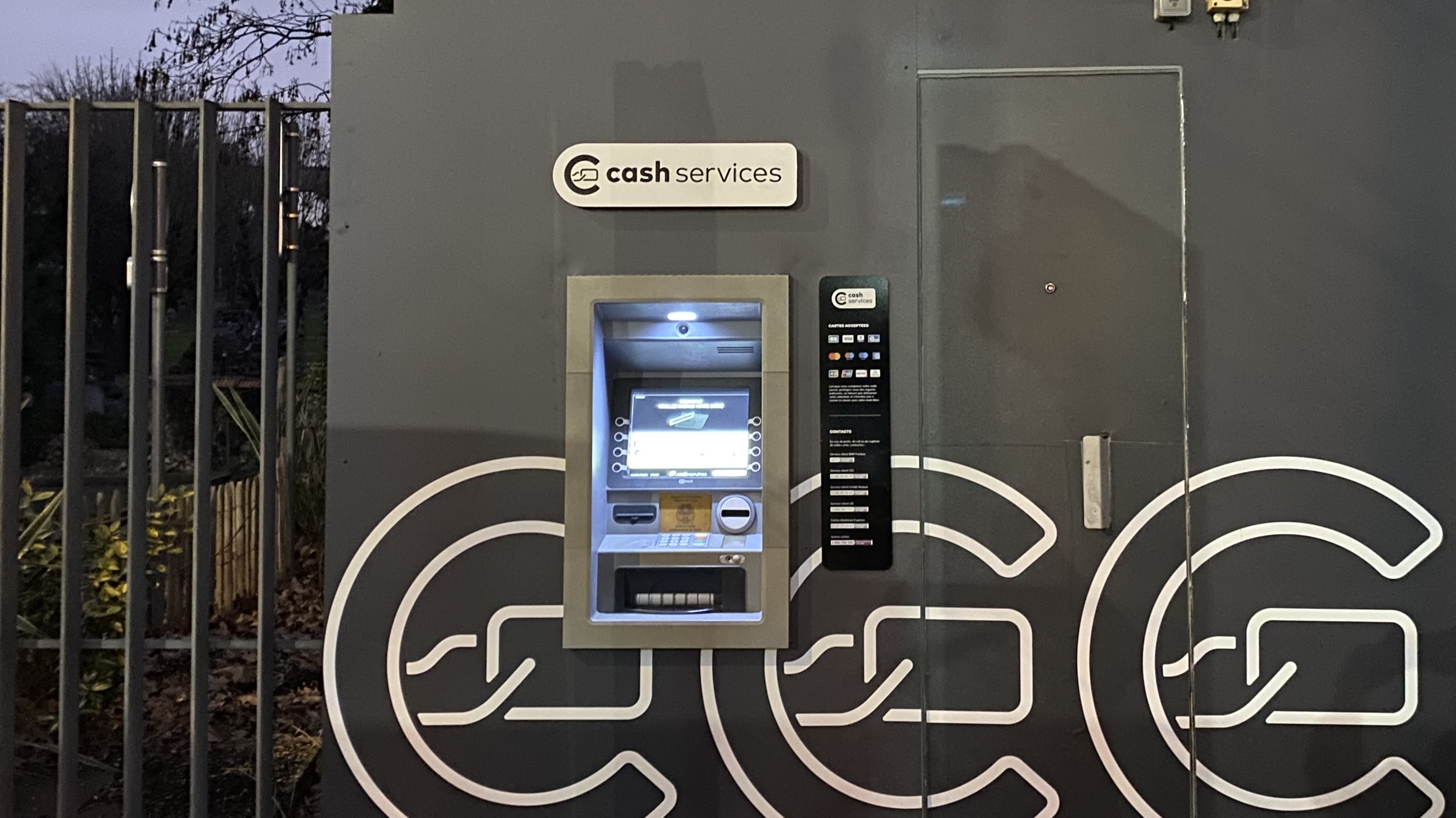 Foto 2 di Cash Services
