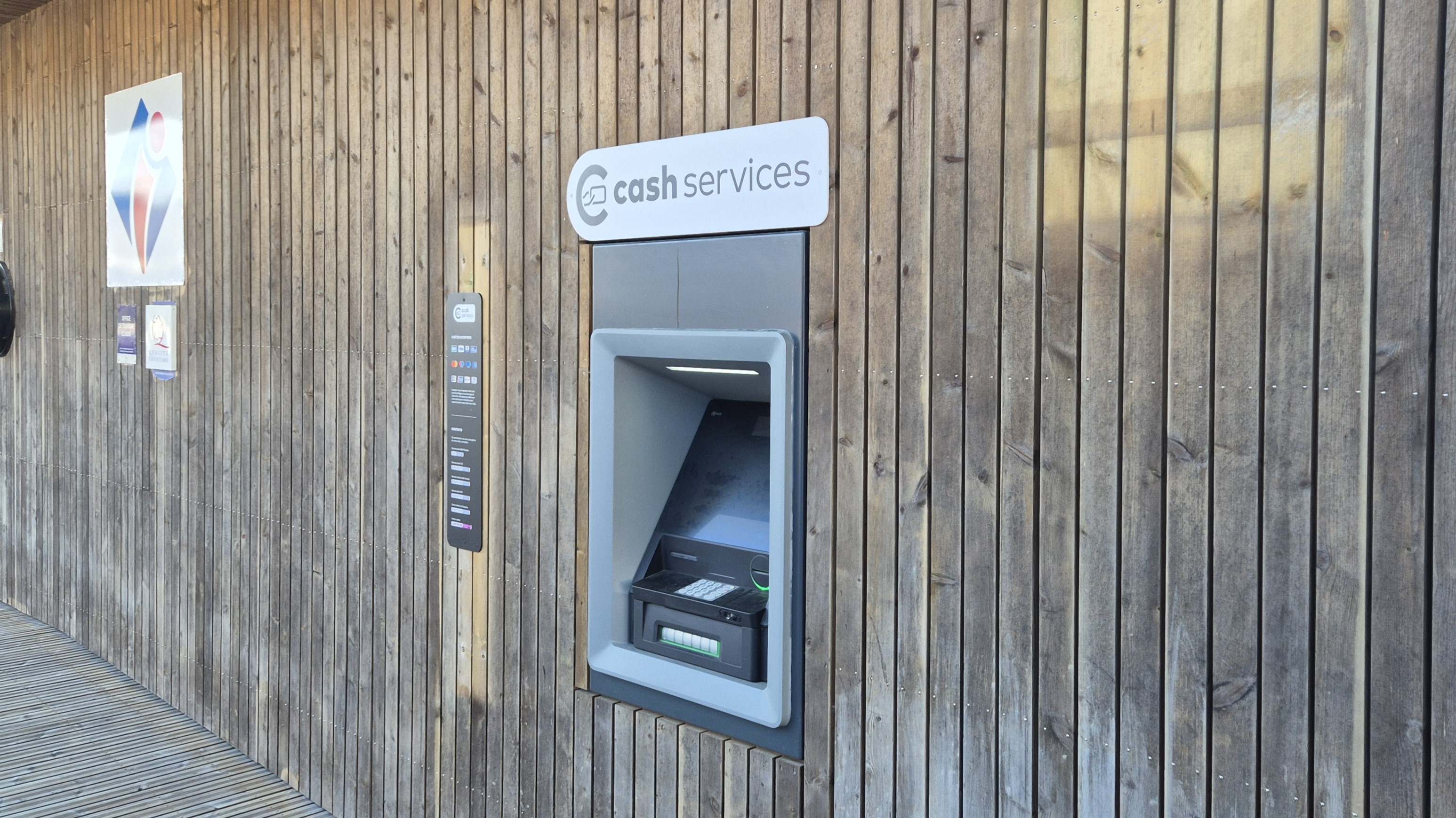 Foto 2 de Cash Services