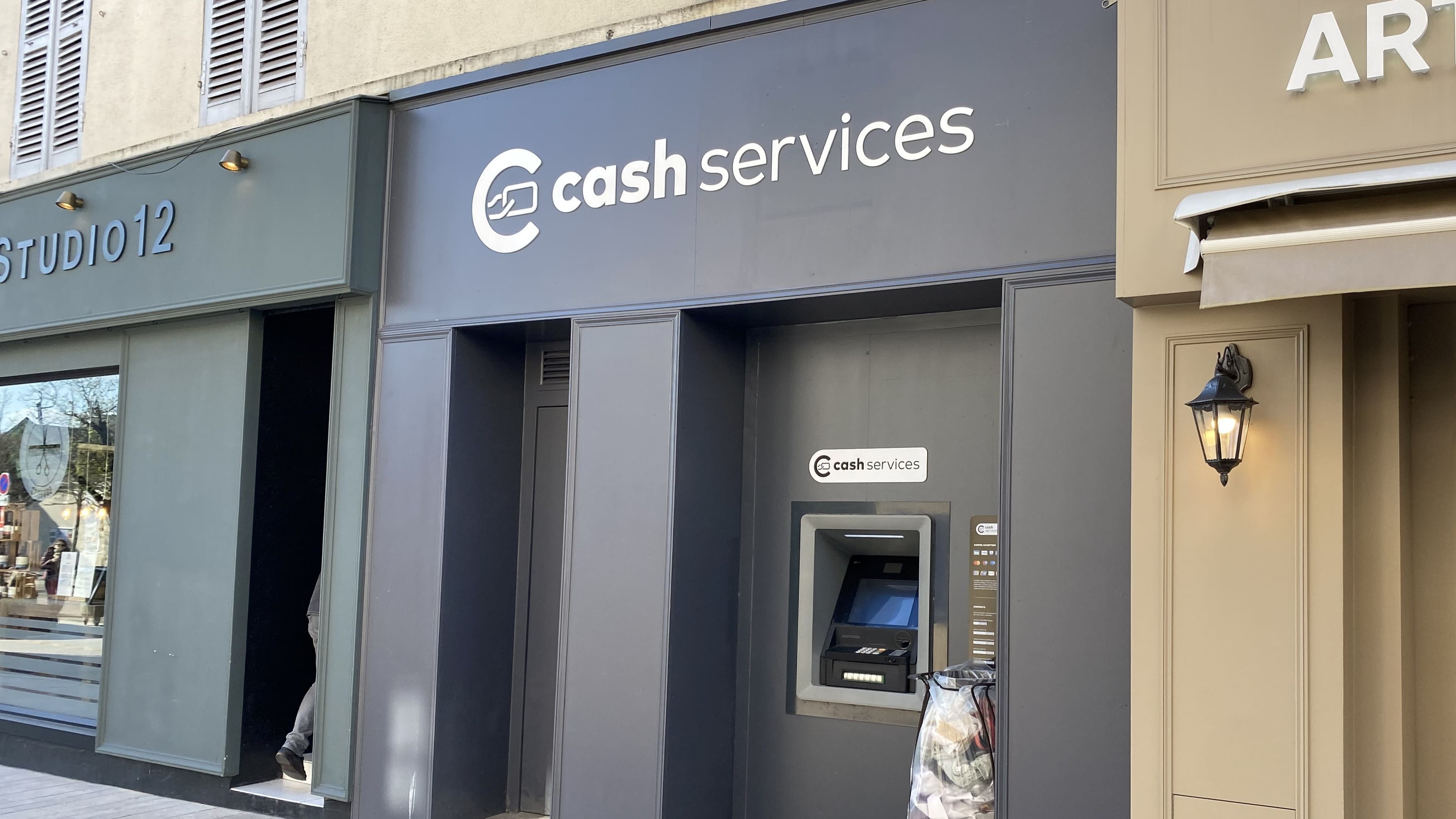Foto 2 di Cash Services