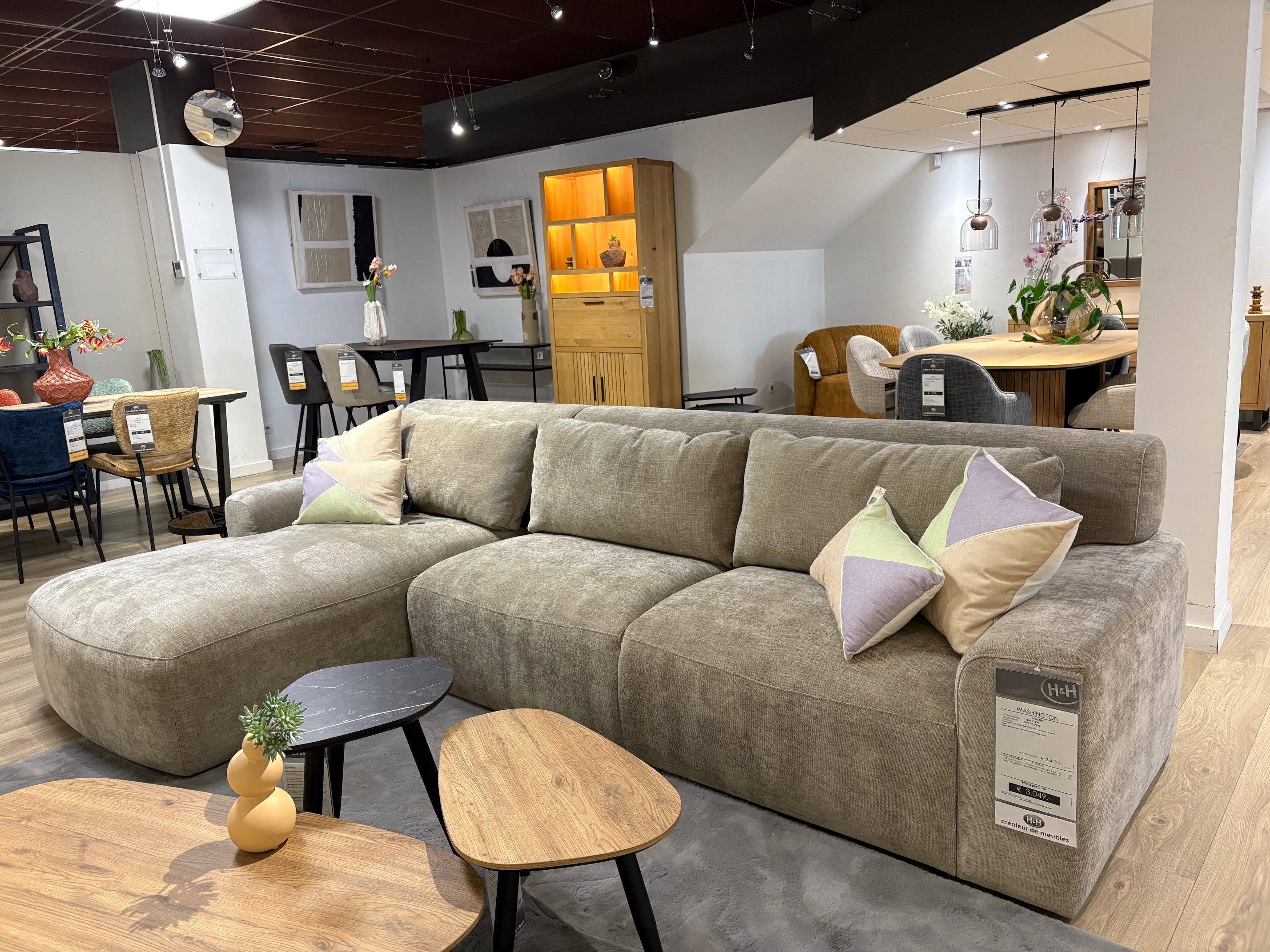 Home Villa Nantes - Magasin de Meubles et Décoration : H&H et XOOON